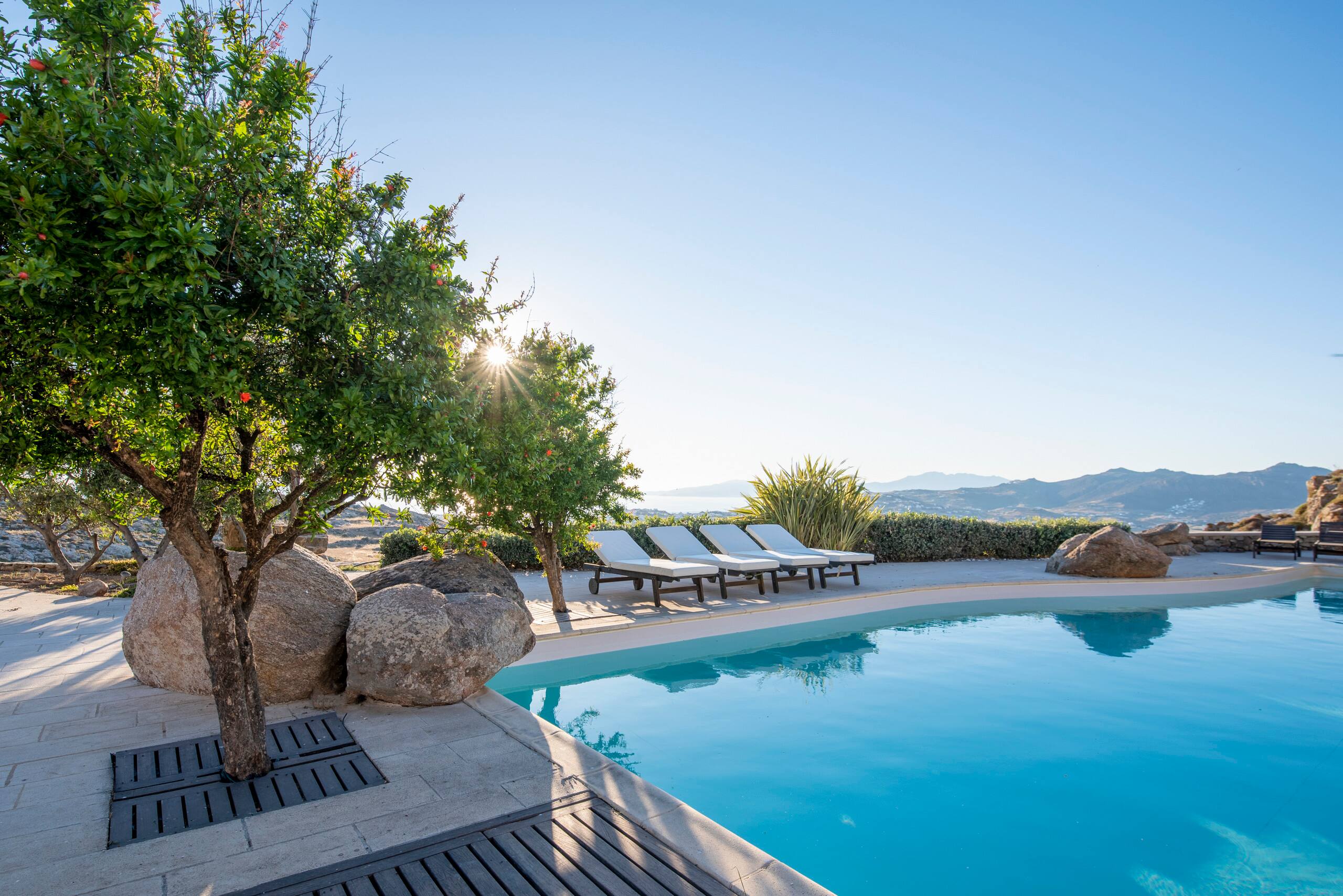 Hyperion Villa | Sea & Sunset view| Heated Jacuzzi — photo 2
