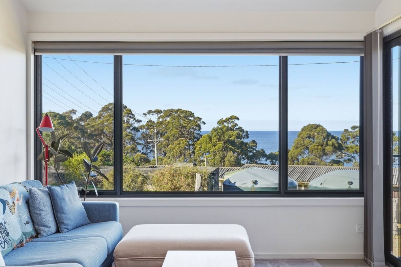 Pirates Bay Sea Views, Sunny Decks & Telescope — photo 2