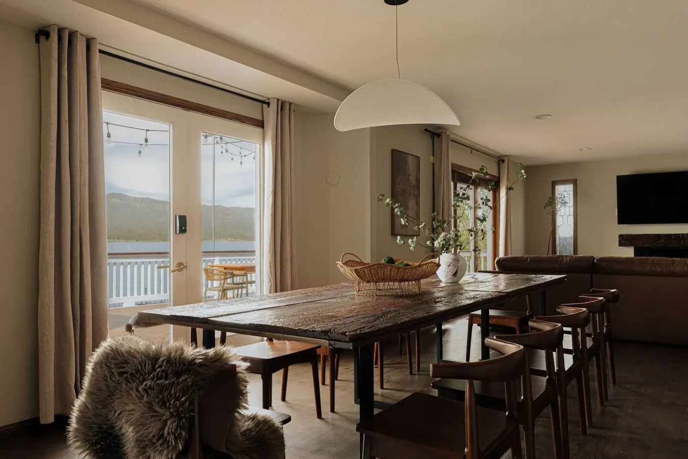 Lakefront Luxe Lodge w/Dock & Hot Tub near Village 14