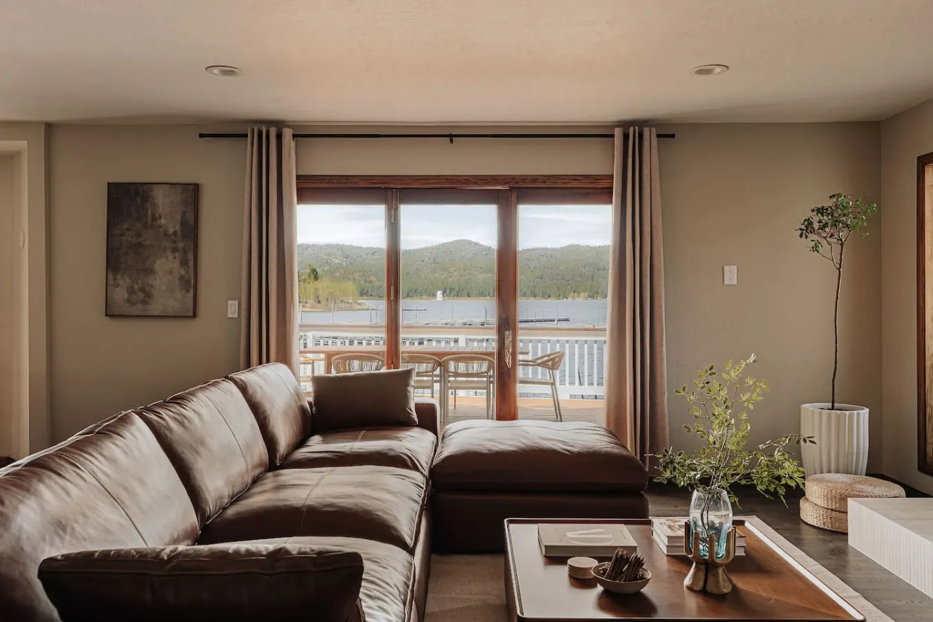 Lakefront Luxe Lodge w/Dock & Hot Tub near Village 16