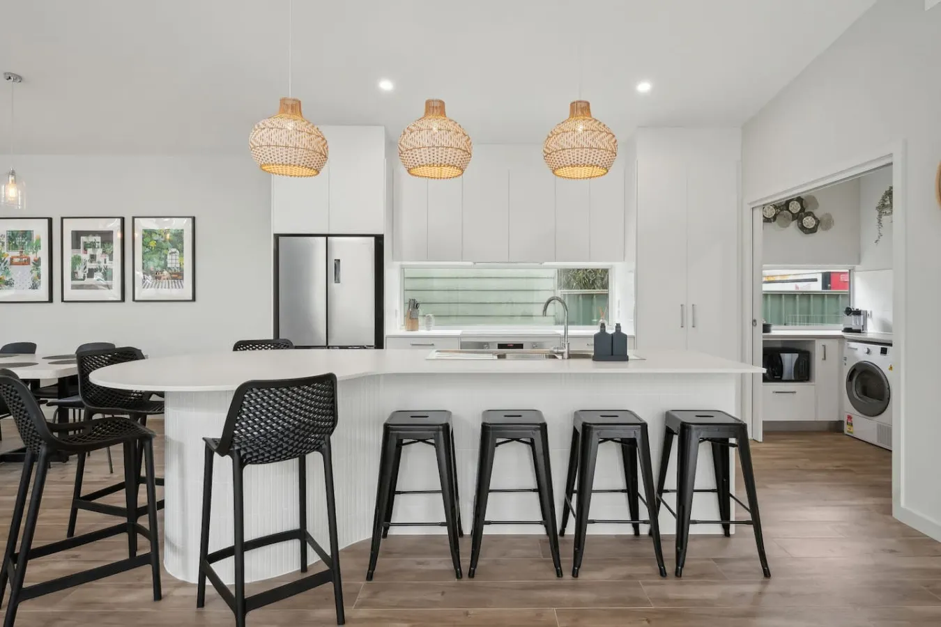 Fairview Greens—A Refined Golf Course Retreat 9