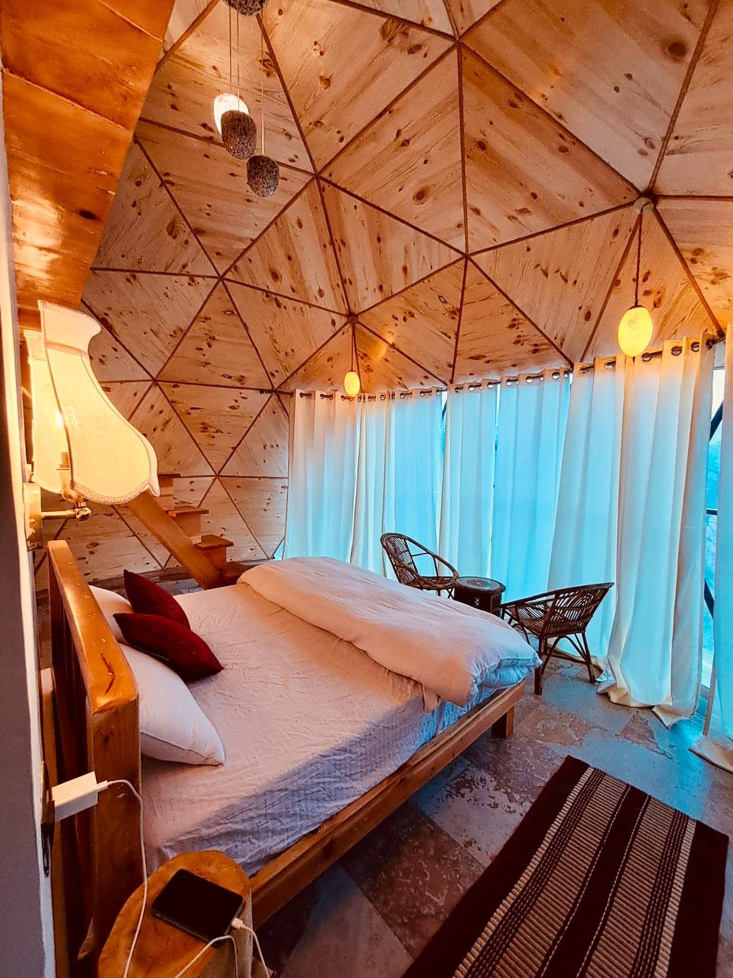 Glamping on the mountain 14