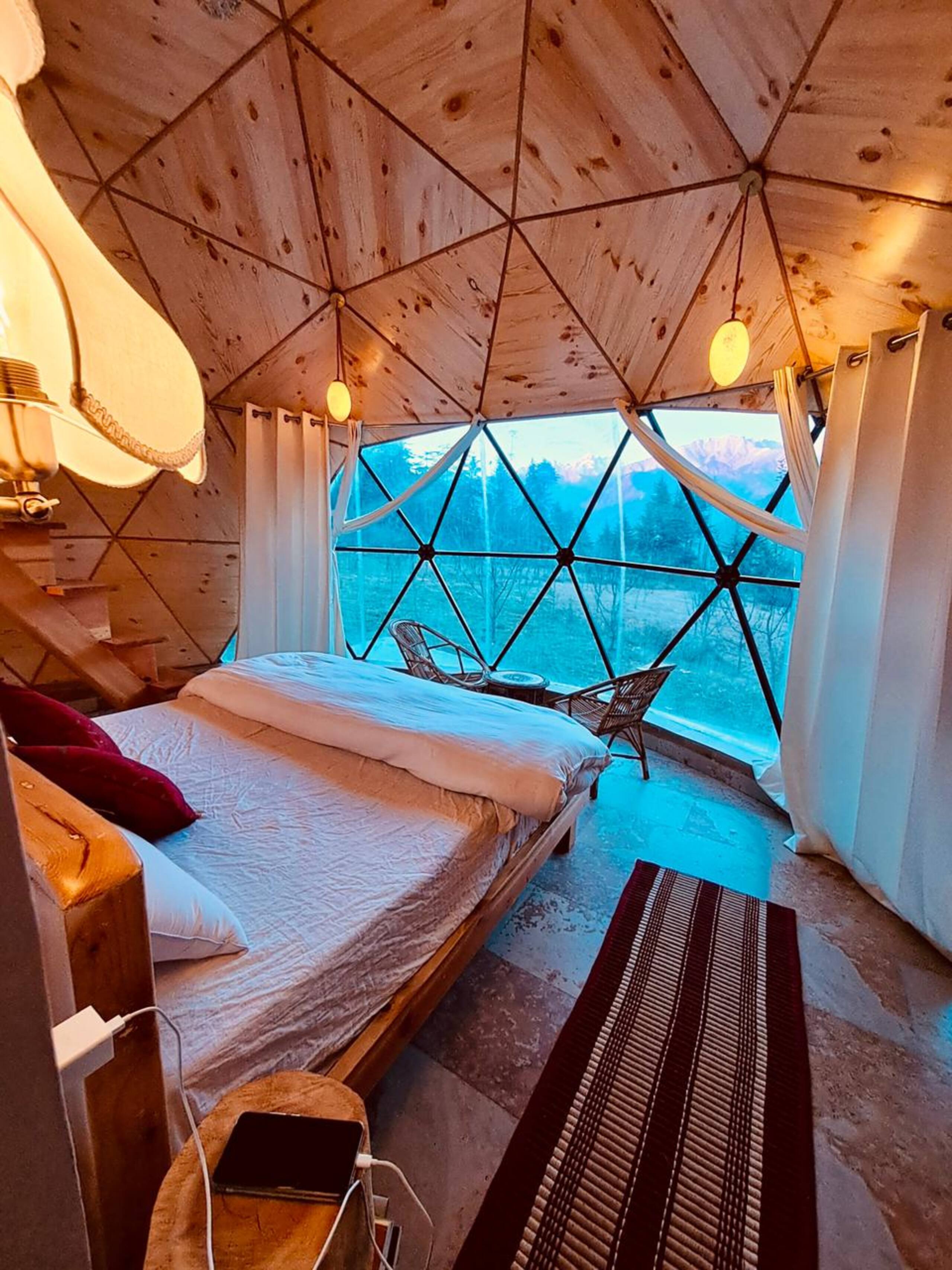 Glamping on the mountain — photo 5