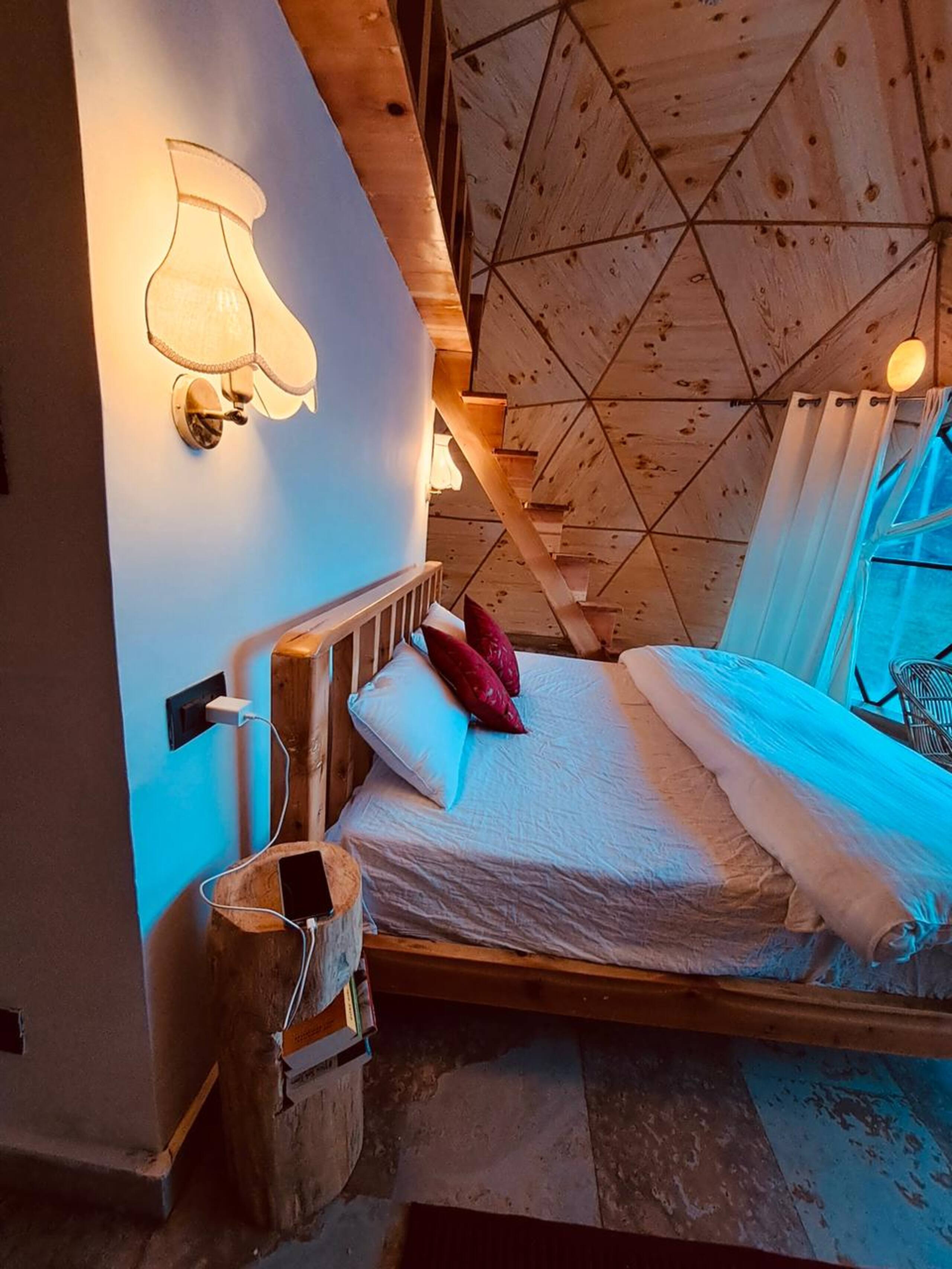 Glamping on the mountain 6