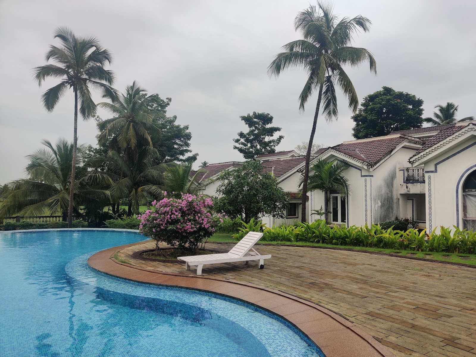 Luxury Tropical Pool Villa - Siolim Door