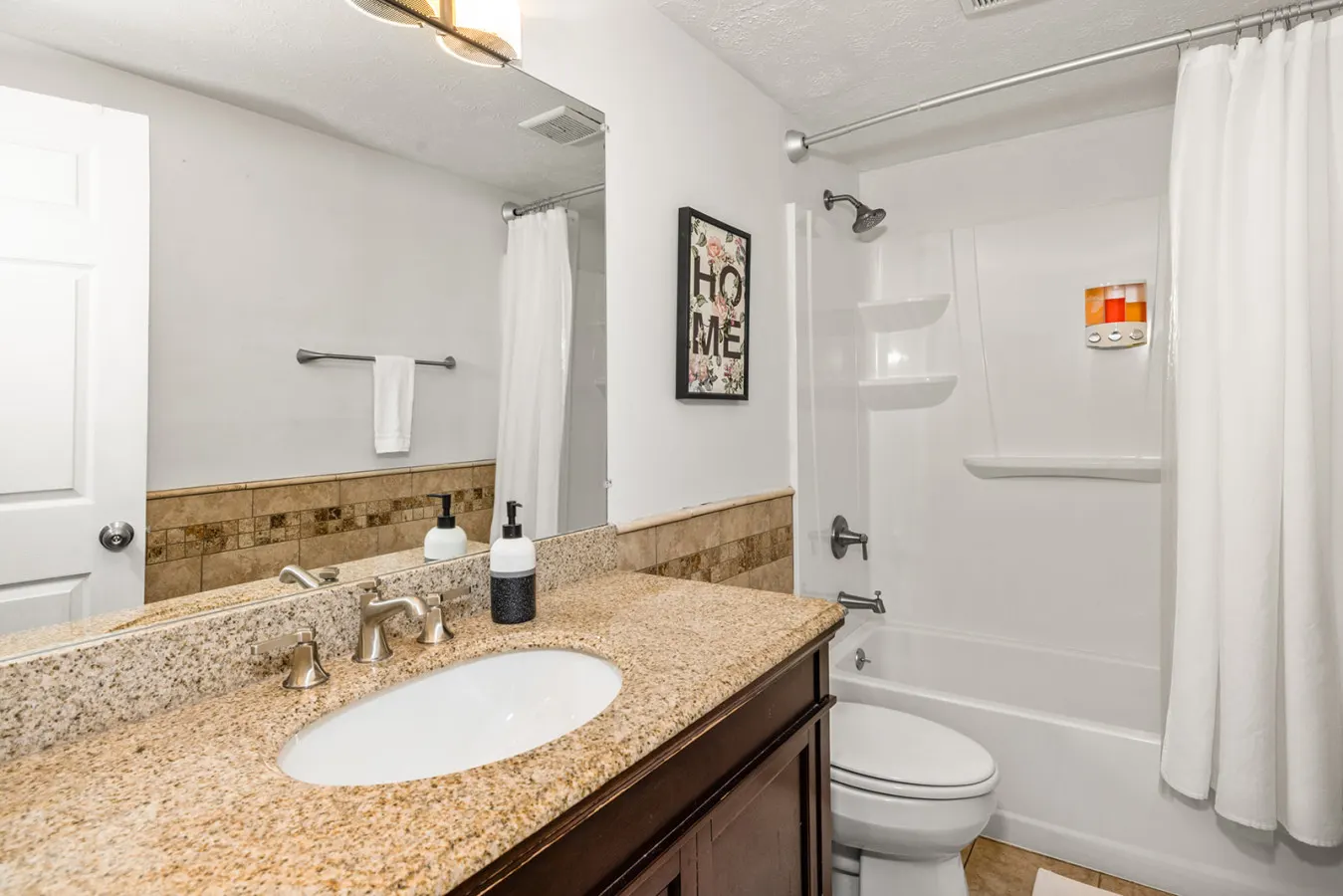 Mt. Adams 2BR Great Location! Steps from Monastery 13