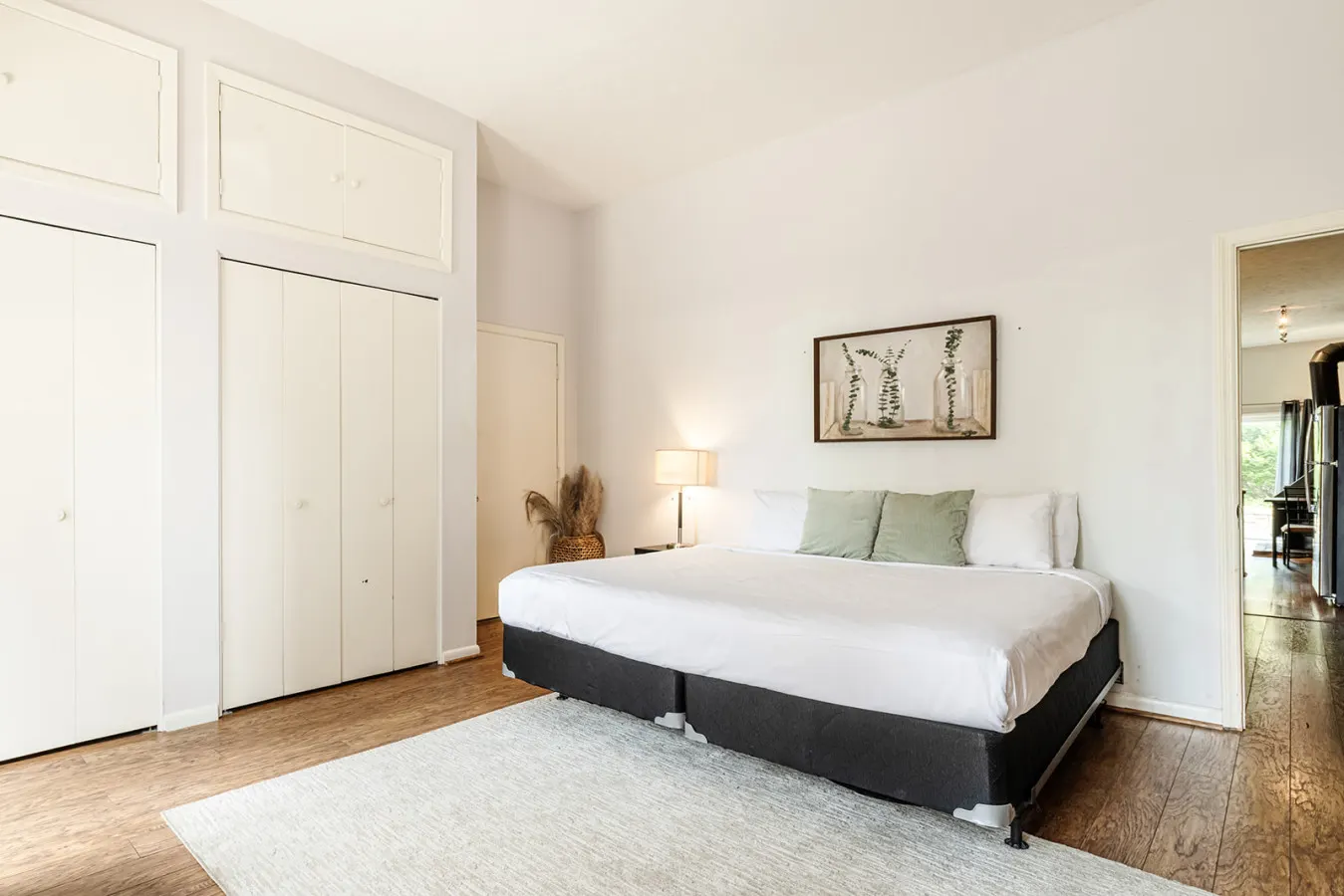 Mt. Adams 2BR Great Location! Steps from Monastery 8