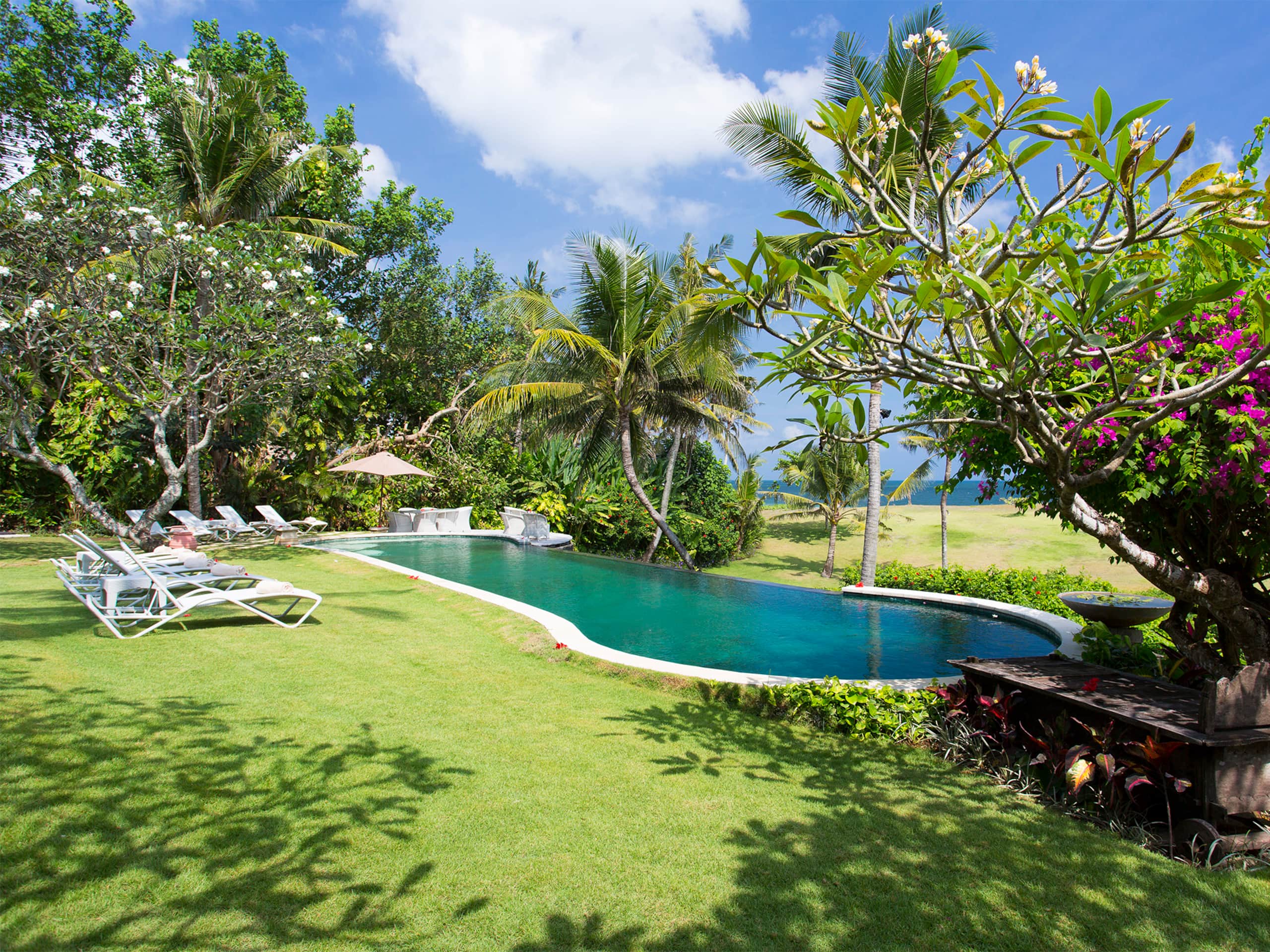 Tinggi Beach Villa River, 4BR, Canggu w/ chef 35