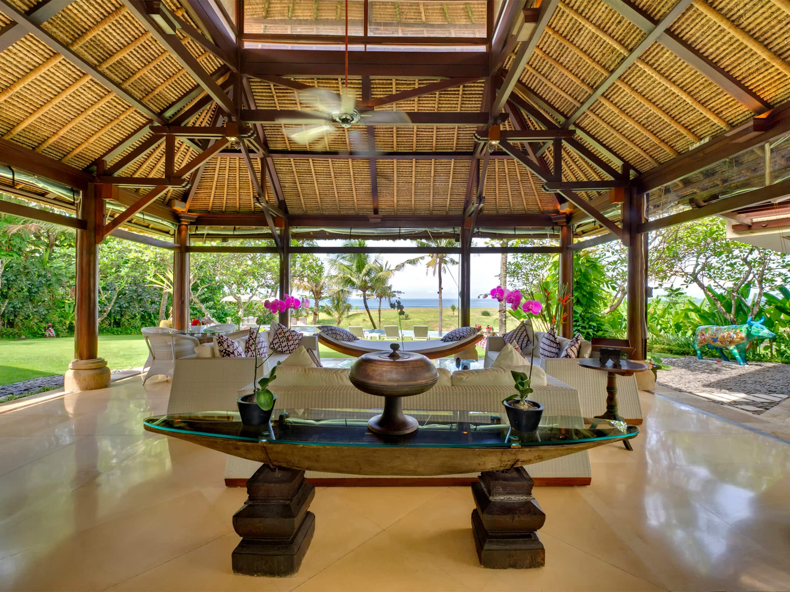 Tinggi Beach Villa River, 4BR, Canggu w/ chef — photo 4