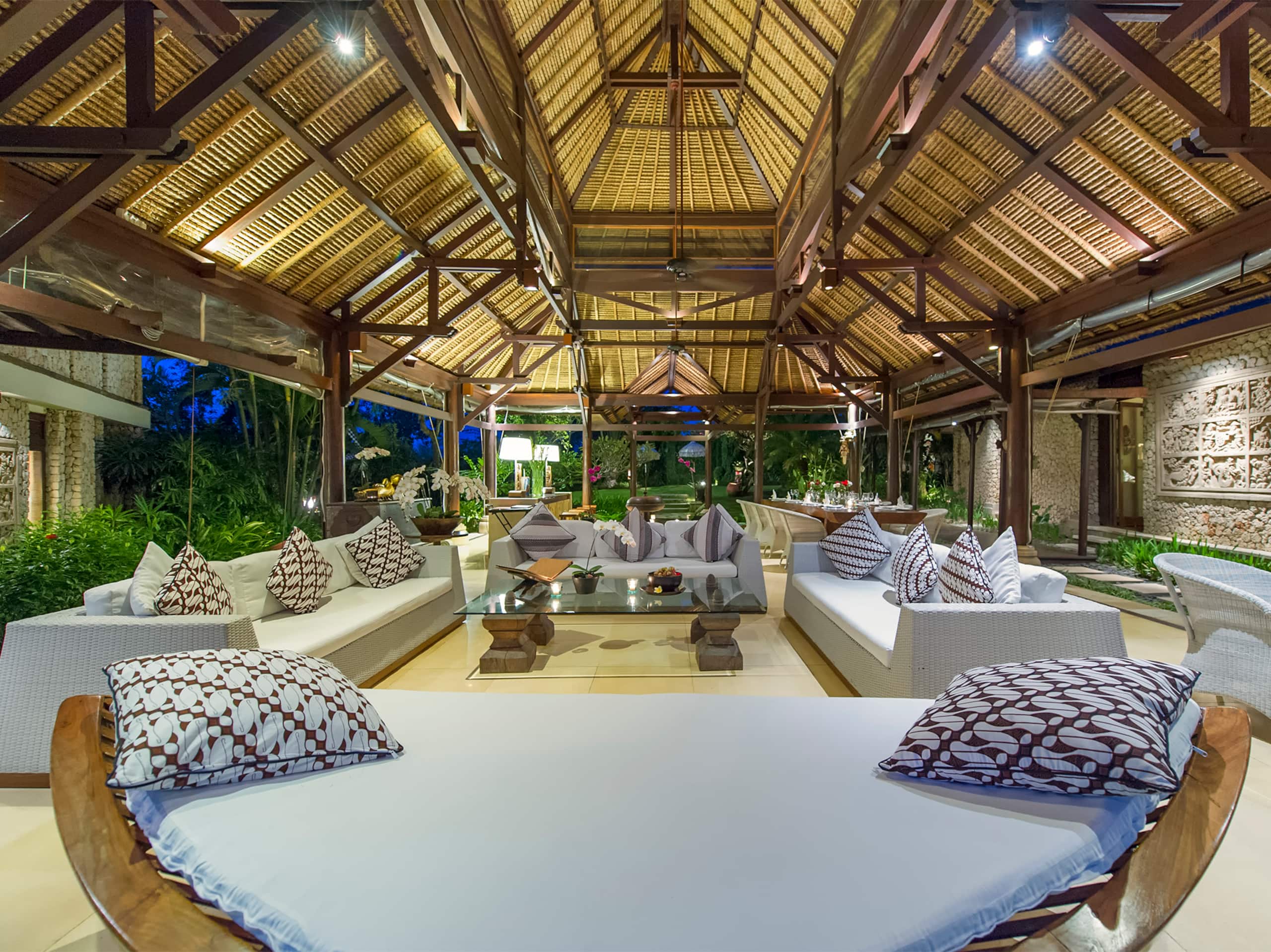 Tinggi Beach Villa River, 4BR, Canggu w/ chef 31
