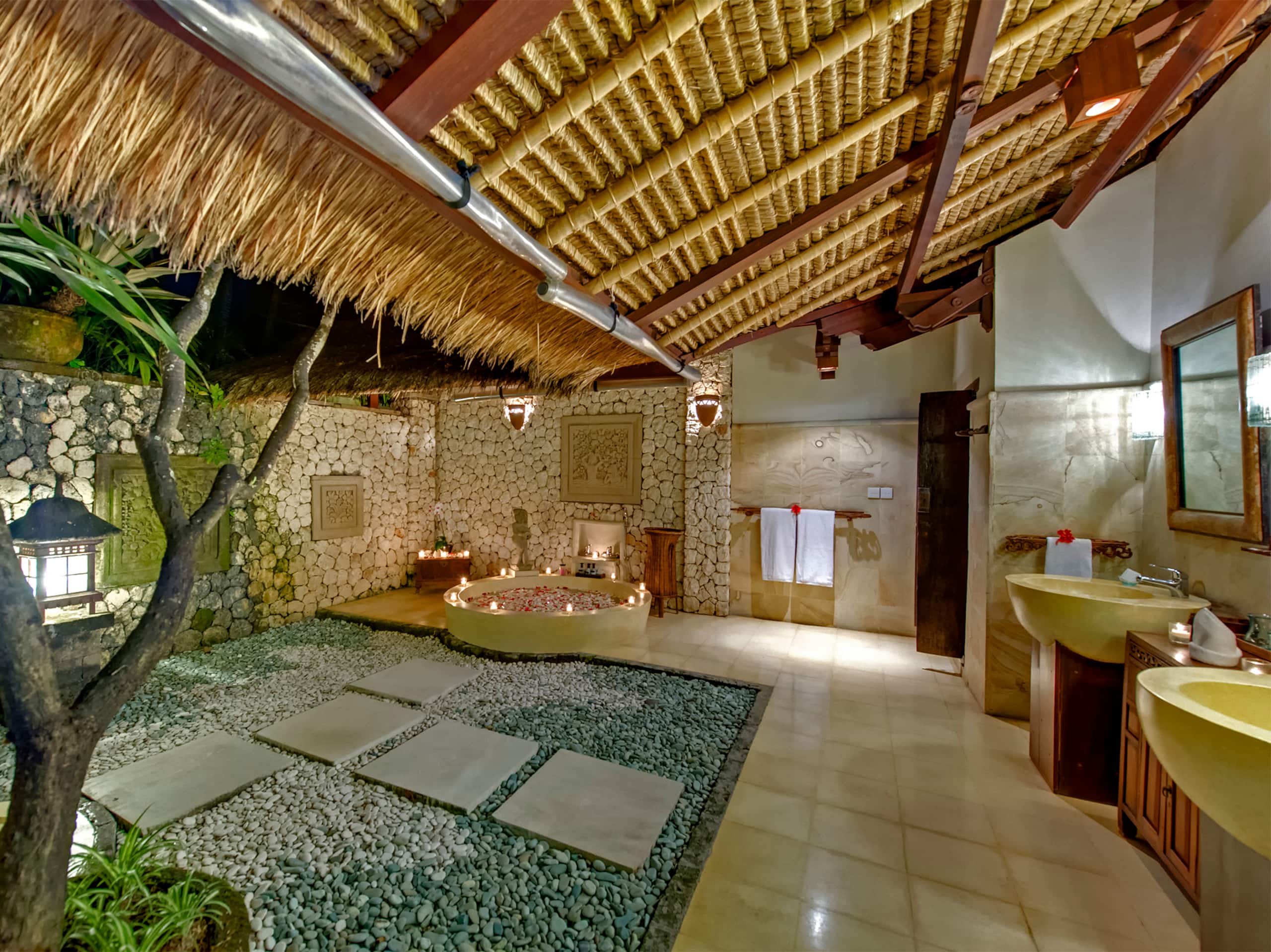 Tinggi Beach Villa River, 4BR, Canggu w/ chef 11