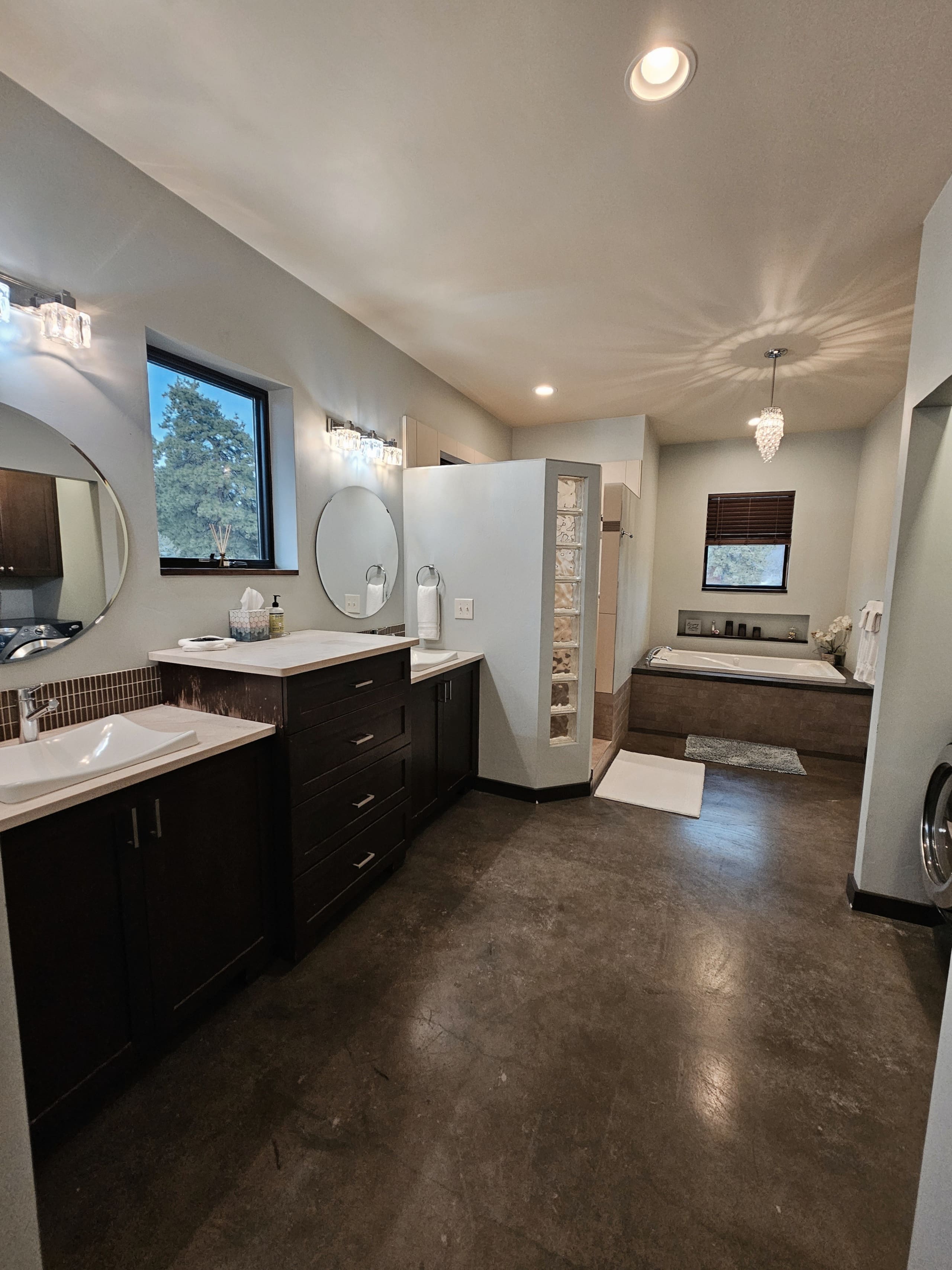 Bend River Retreat 8