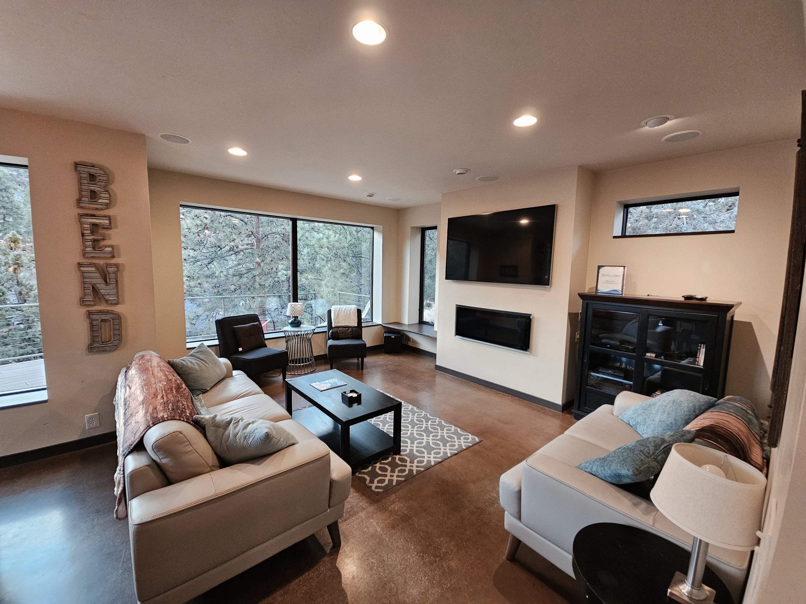 Bend River Retreat — photo 4