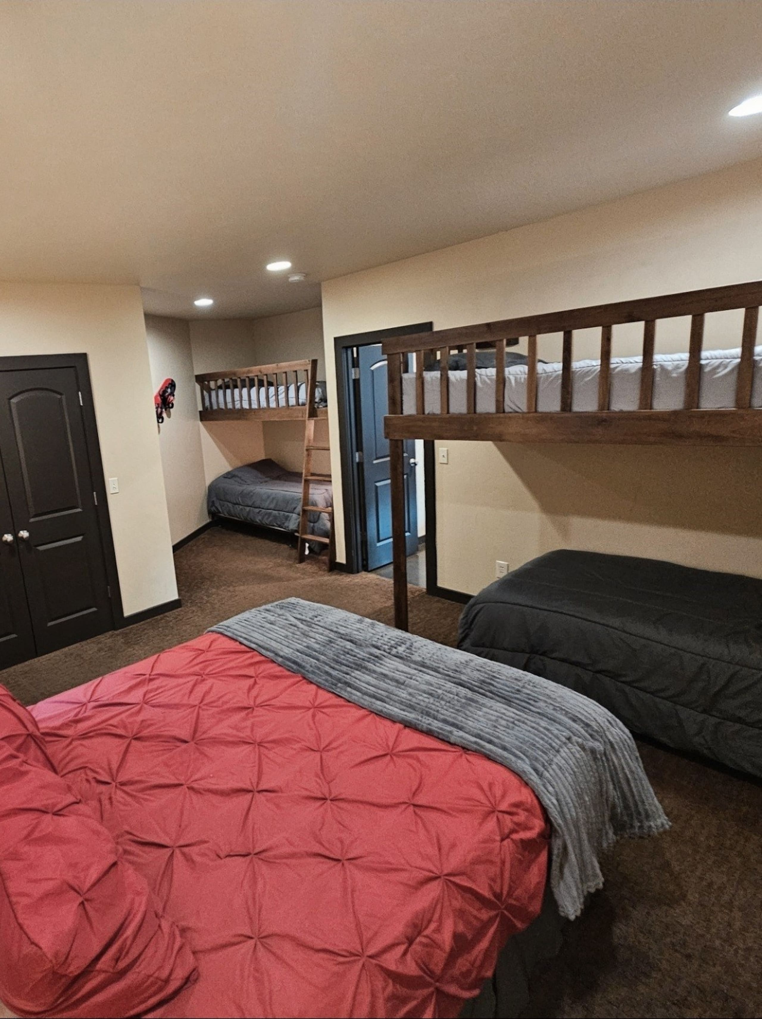Bend River Retreat 21