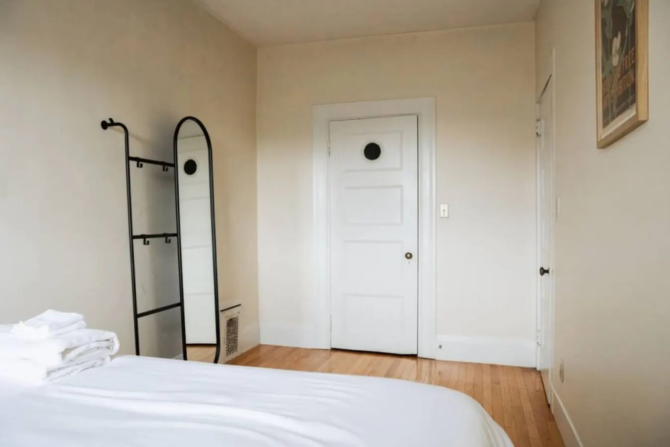 Stunning 1BR Steps to Fenway! 9
