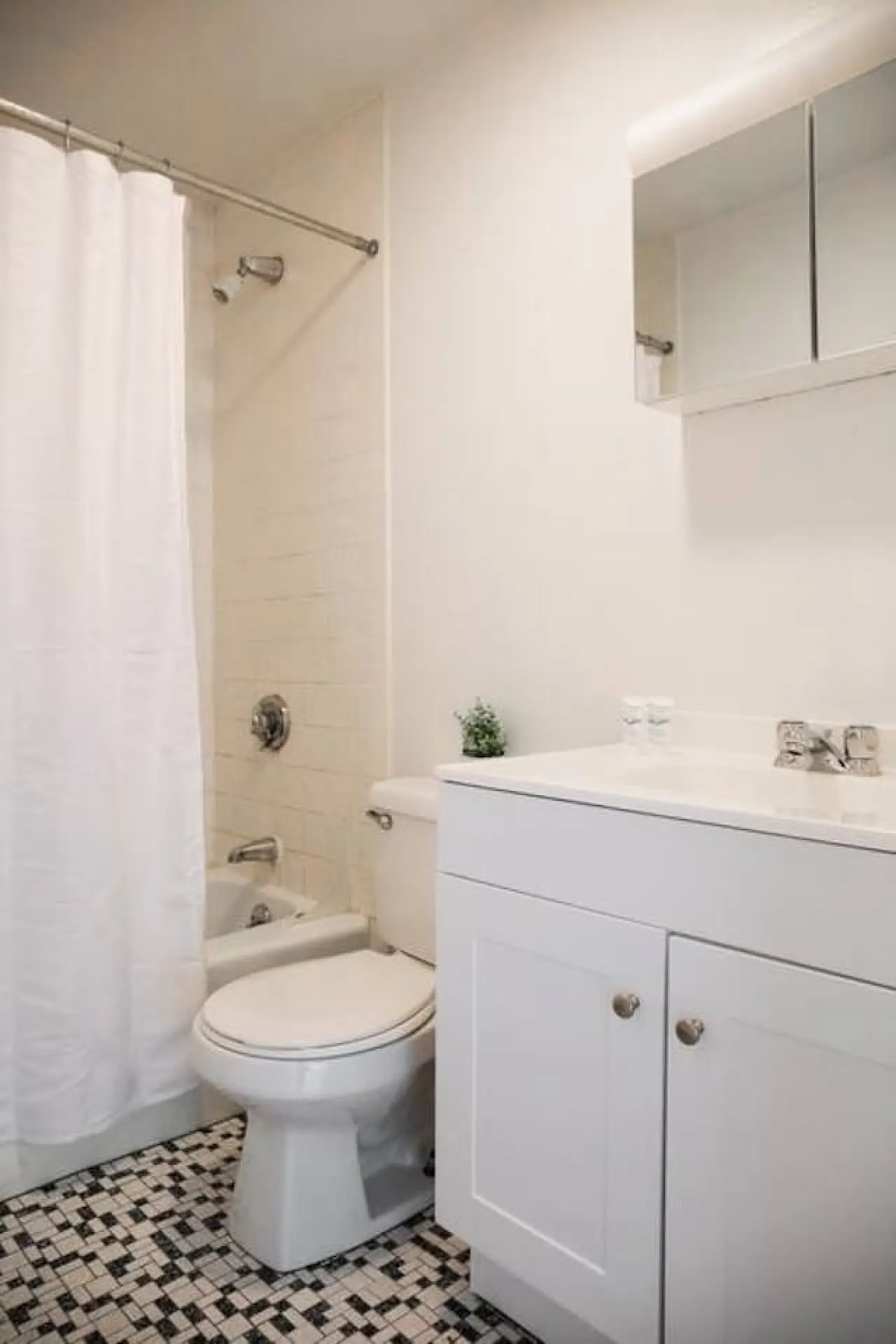 Stunning 1BR Steps to Fenway! 7