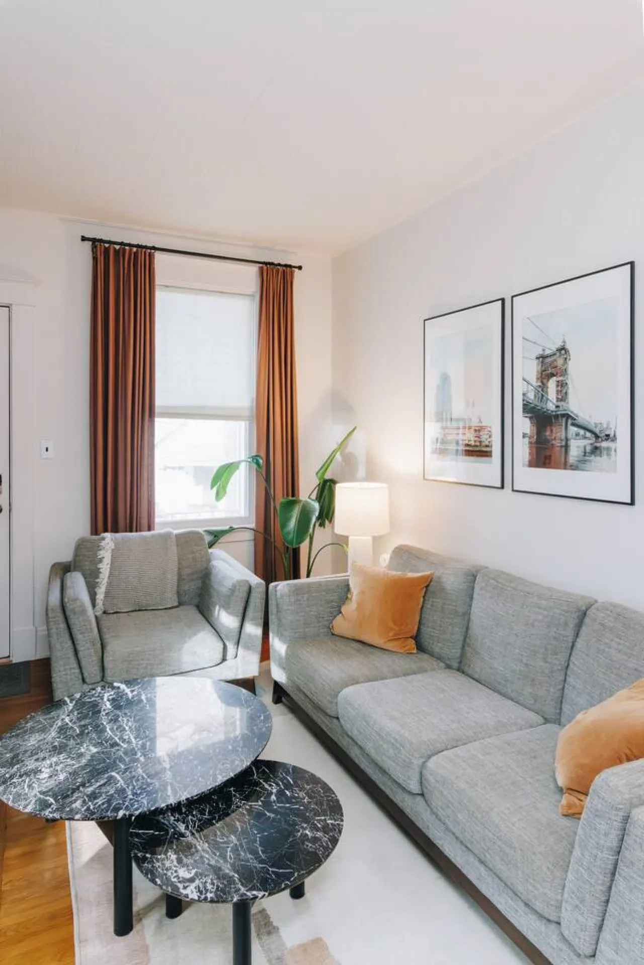 Cozy Mid-Century Bungalow, Close to All, Backyard 15