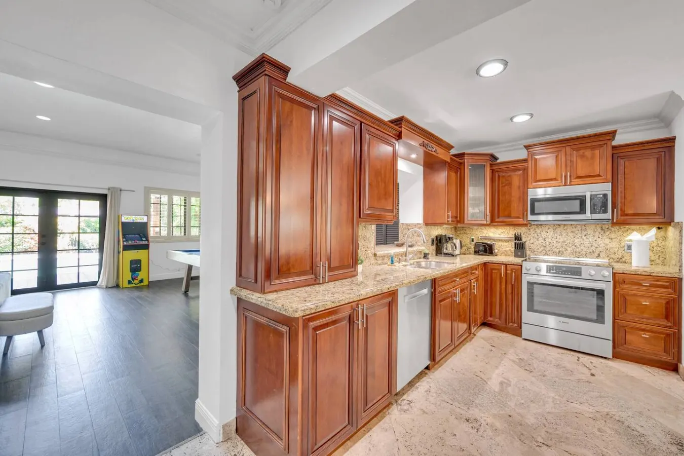 Wonderful Tropical Pool House Miami South Brickell 12
