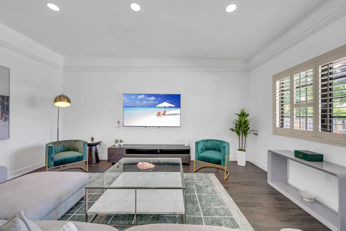 Wonderful Tropical Pool House Miami South Brickell 6