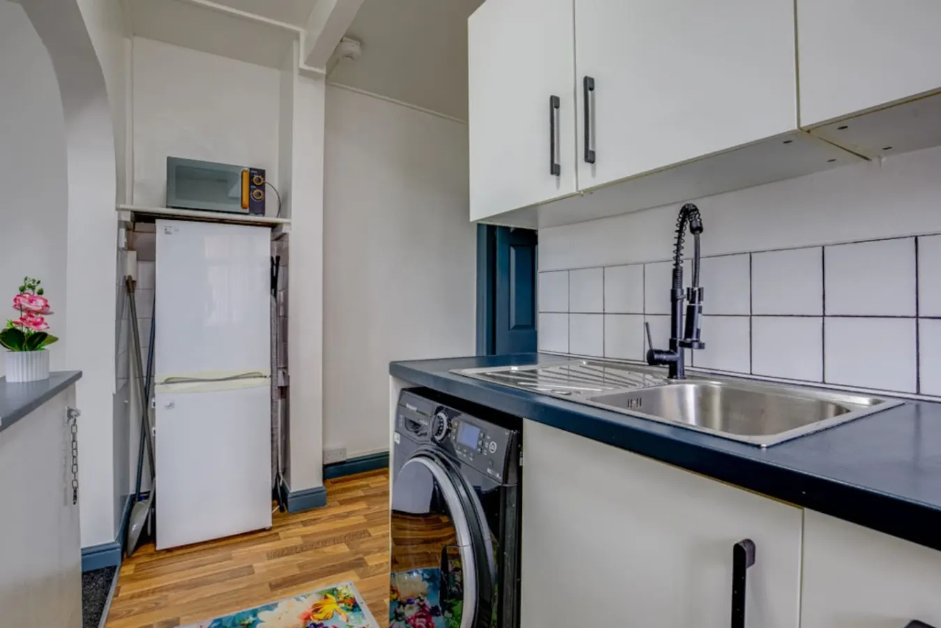 Stylish 2 Bed Ecclesall Road & City Centre 10