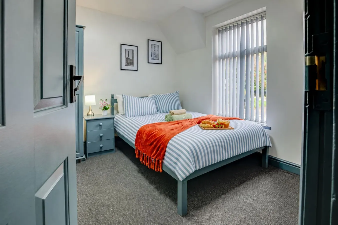 Stylish 2 Bed Ecclesall Road & City Centre 6