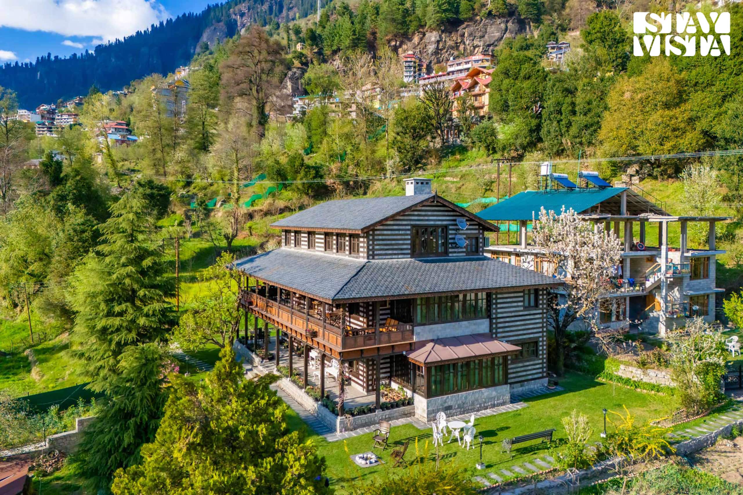 Snowdrop House | Kath Kuni stay w/ River view 36