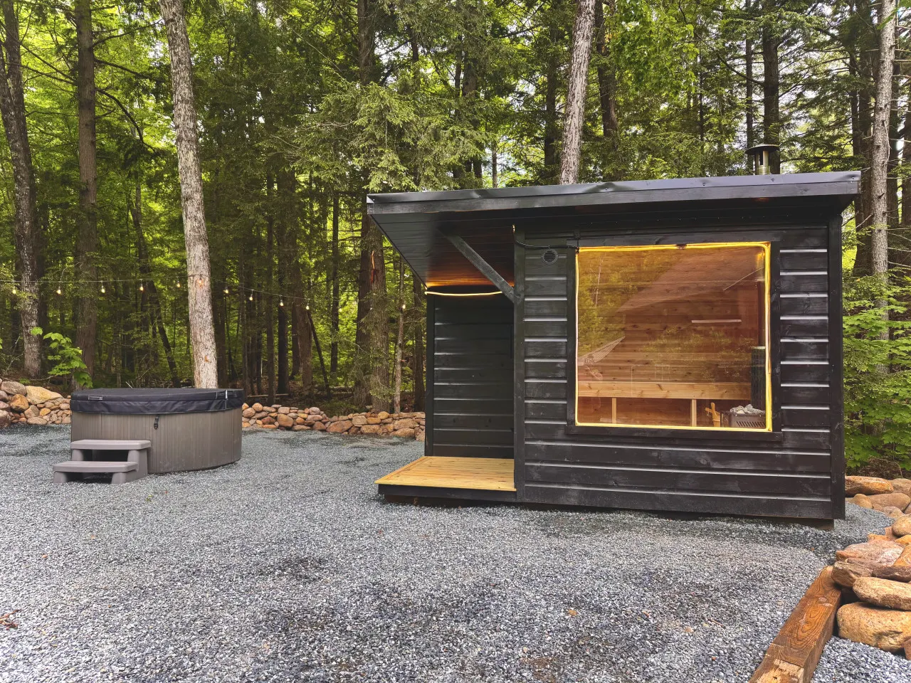 Riverside Sauna Hot tub Pizza Oven 19