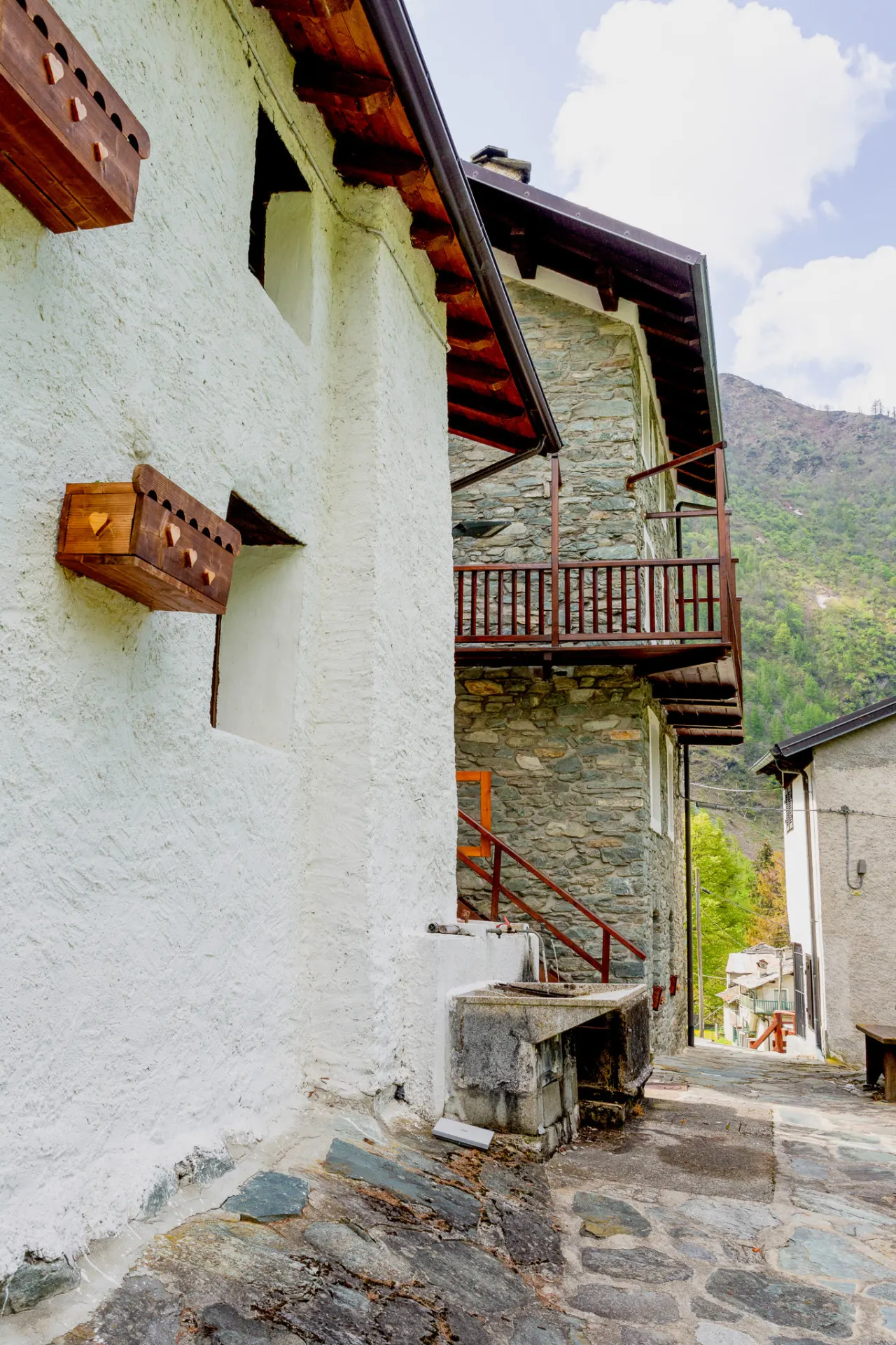 Casa Vacanze con Vista sulla Valle Soana 11