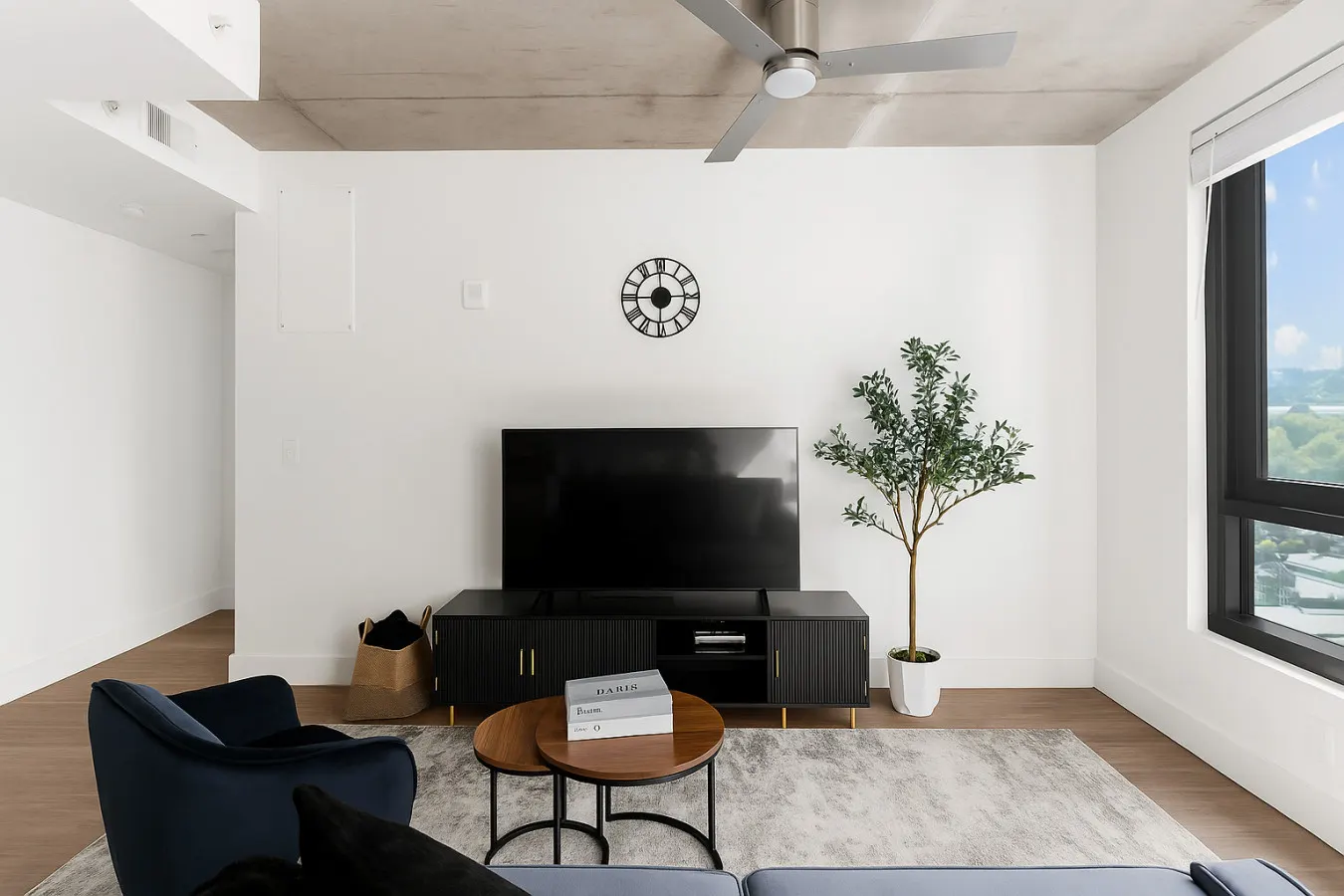 Modern 3BR Condo Five Points South Gem S1 13