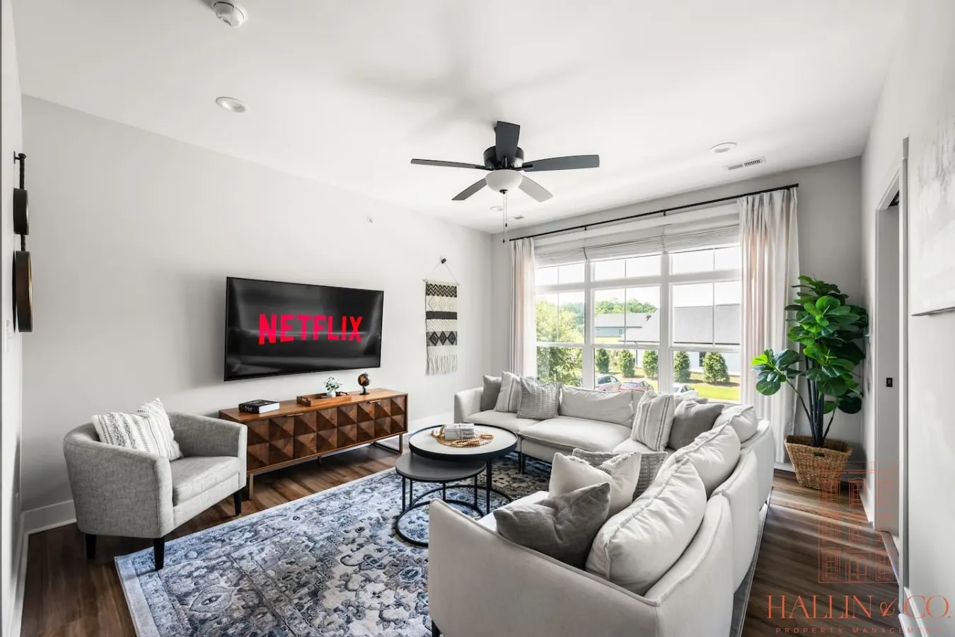 Gorgeous 2BD Getaway | Smart TV's + Free Wi-Fi