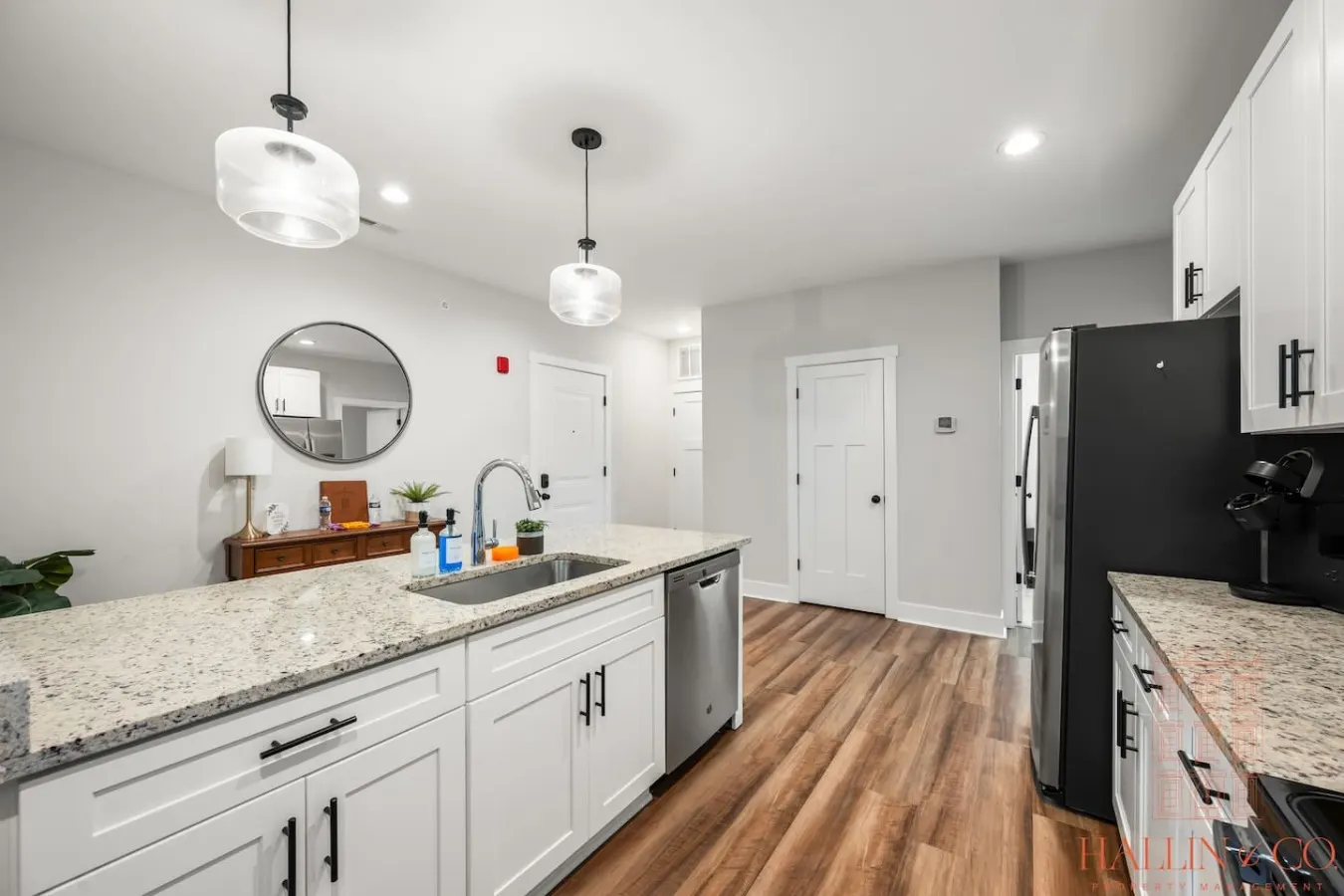 Gorgeous 2BD Getaway Smart TV's + Free Wi-Fi 9