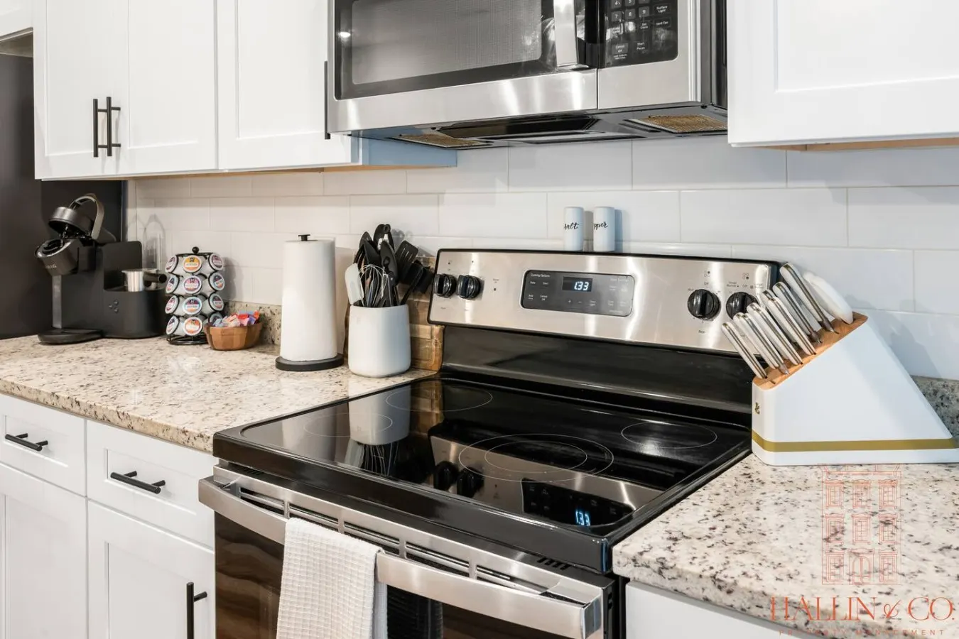 Gorgeous 2BD Getaway Smart TV's + Free Wi-Fi 11
