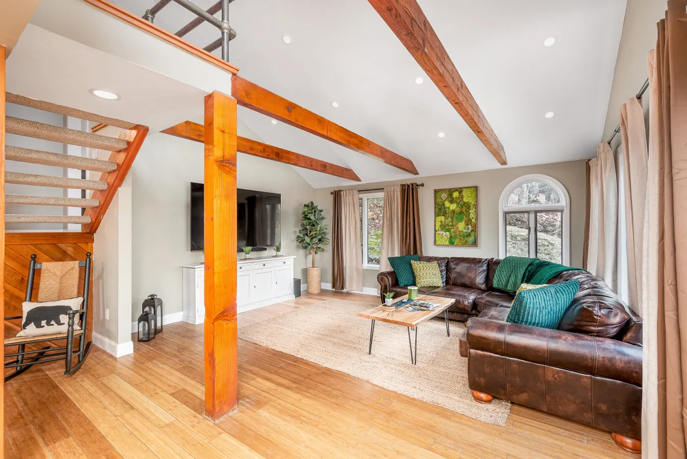 Luxurious & Lofty Mountain Retreat! 9