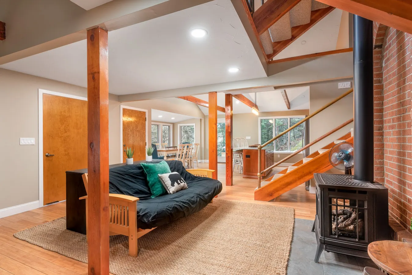 Luxurious & Lofty Mountain Retreat! 12