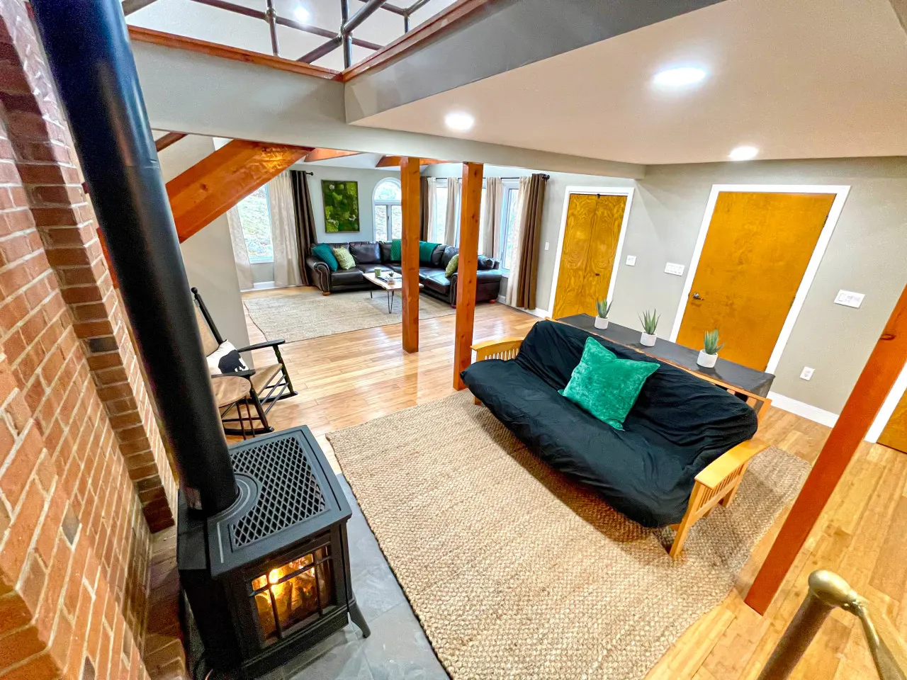 Luxurious & Lofty Mountain Retreat! 13