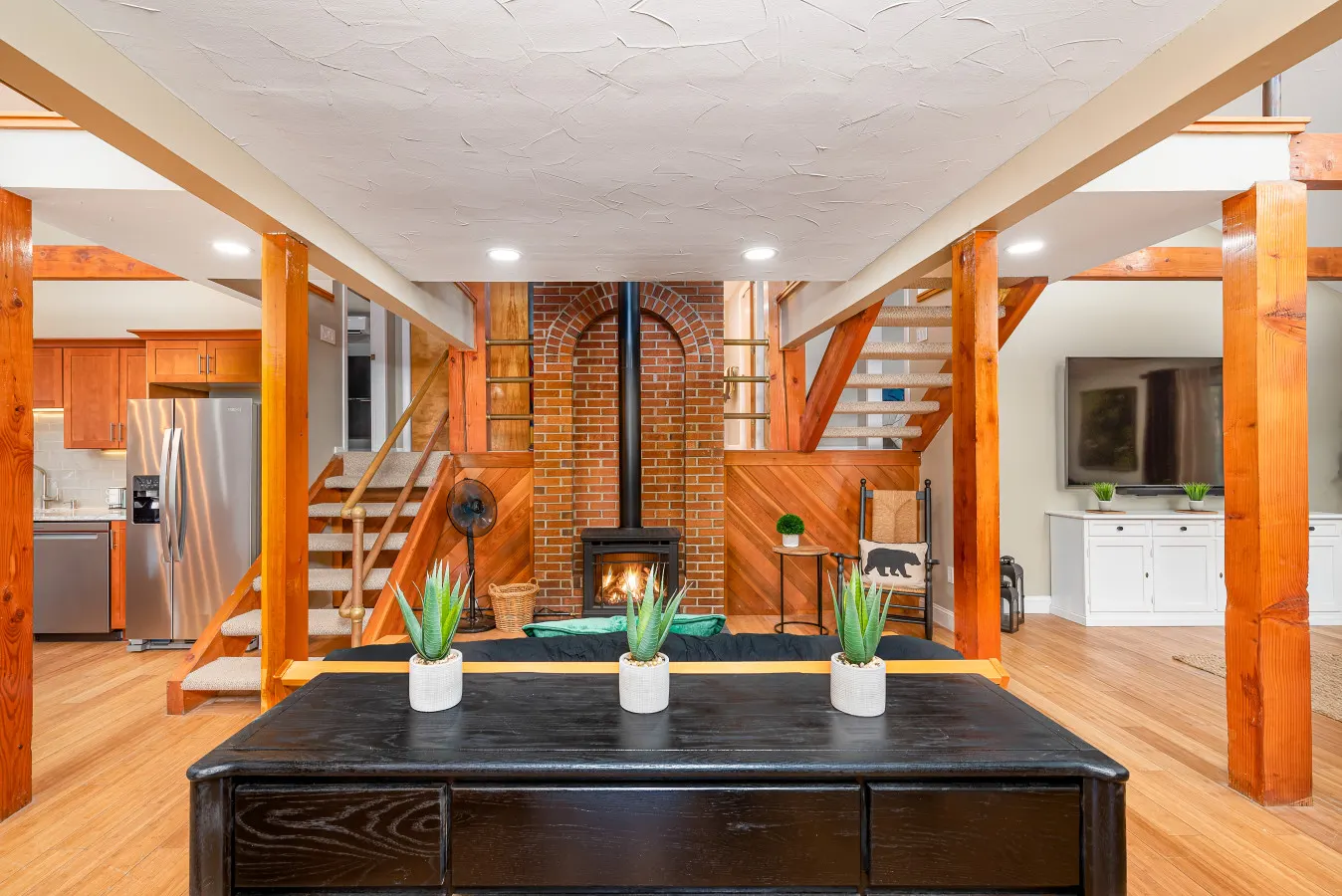 Luxurious & Lofty Mountain Retreat! 7