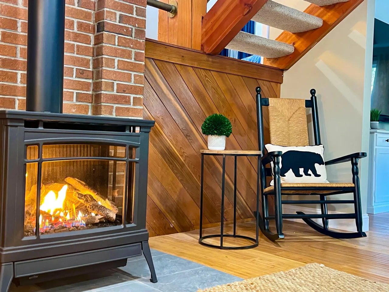 Luxurious & Lofty Mountain Retreat! 8