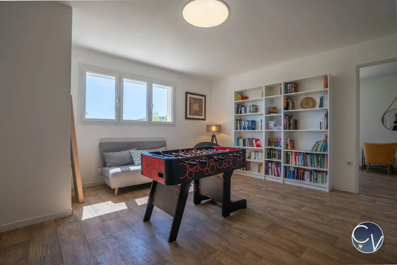 Belle maison climatisée avec piscine et jardin 16