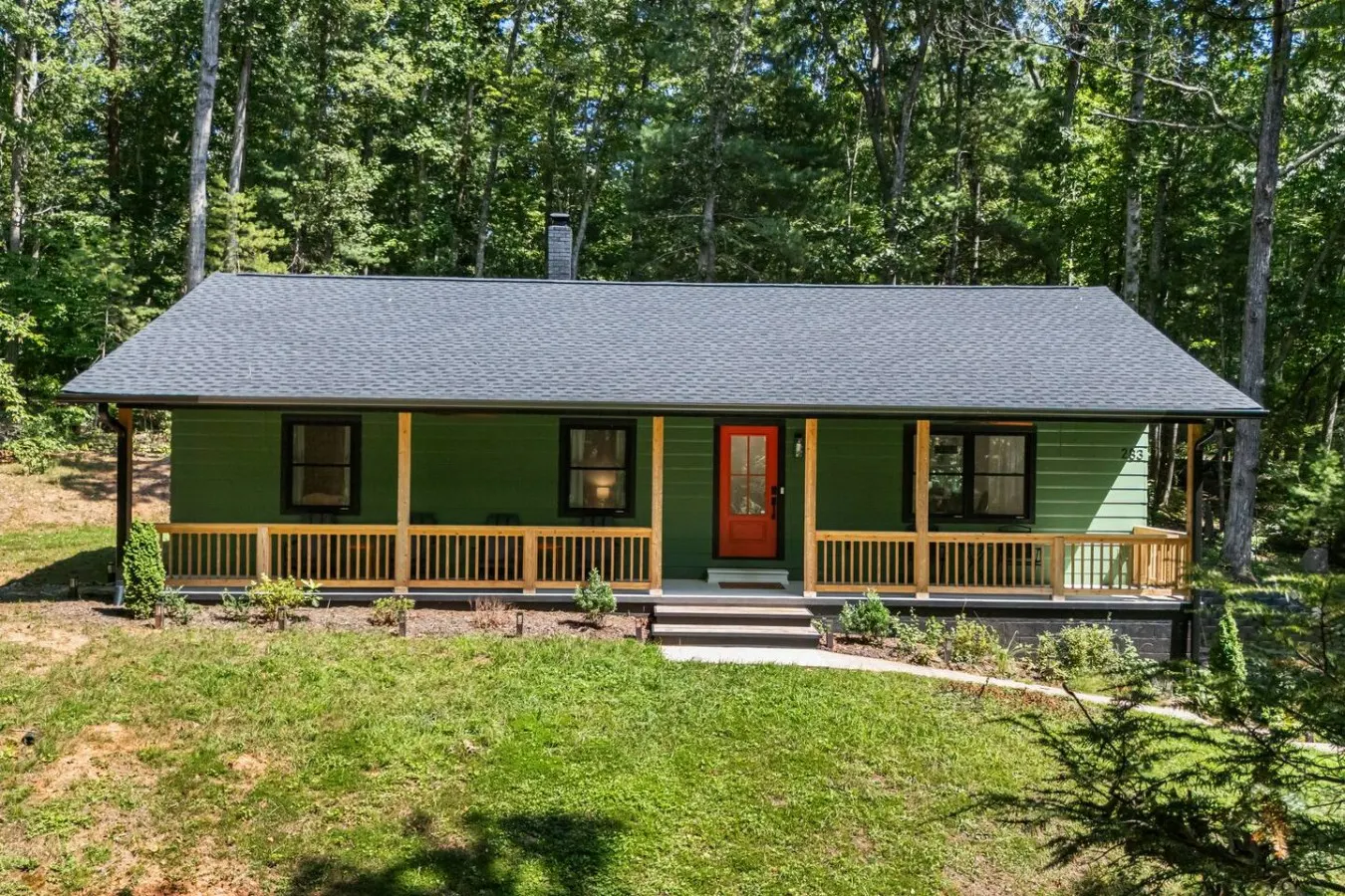 Close to Blue Ridge Parkway Mtn Views & Firepit 7