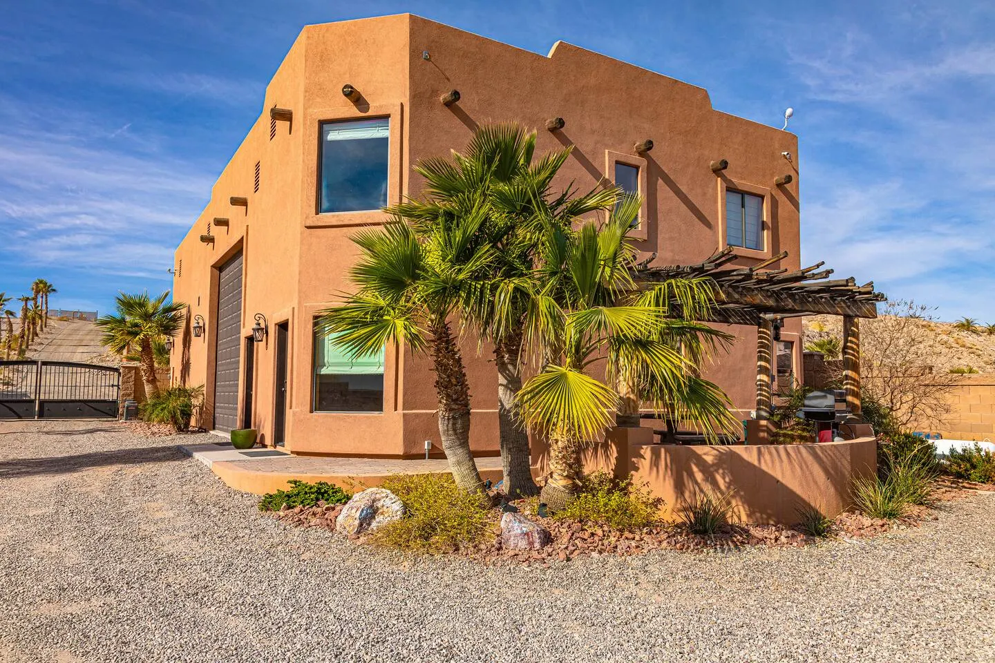 Stunning Villa Private Beach & Launch 5bd 6