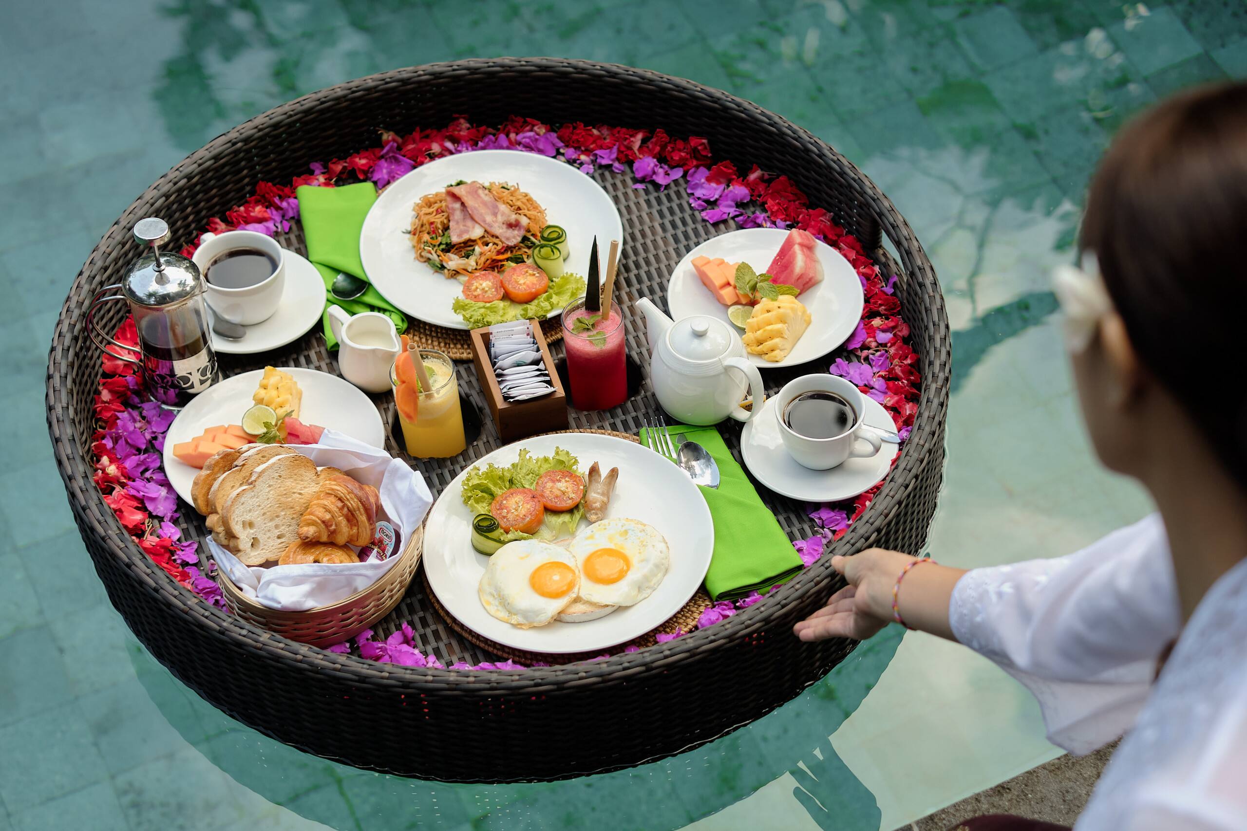 Deluxe Room with Pool in Heart of Ubud — photo 3
