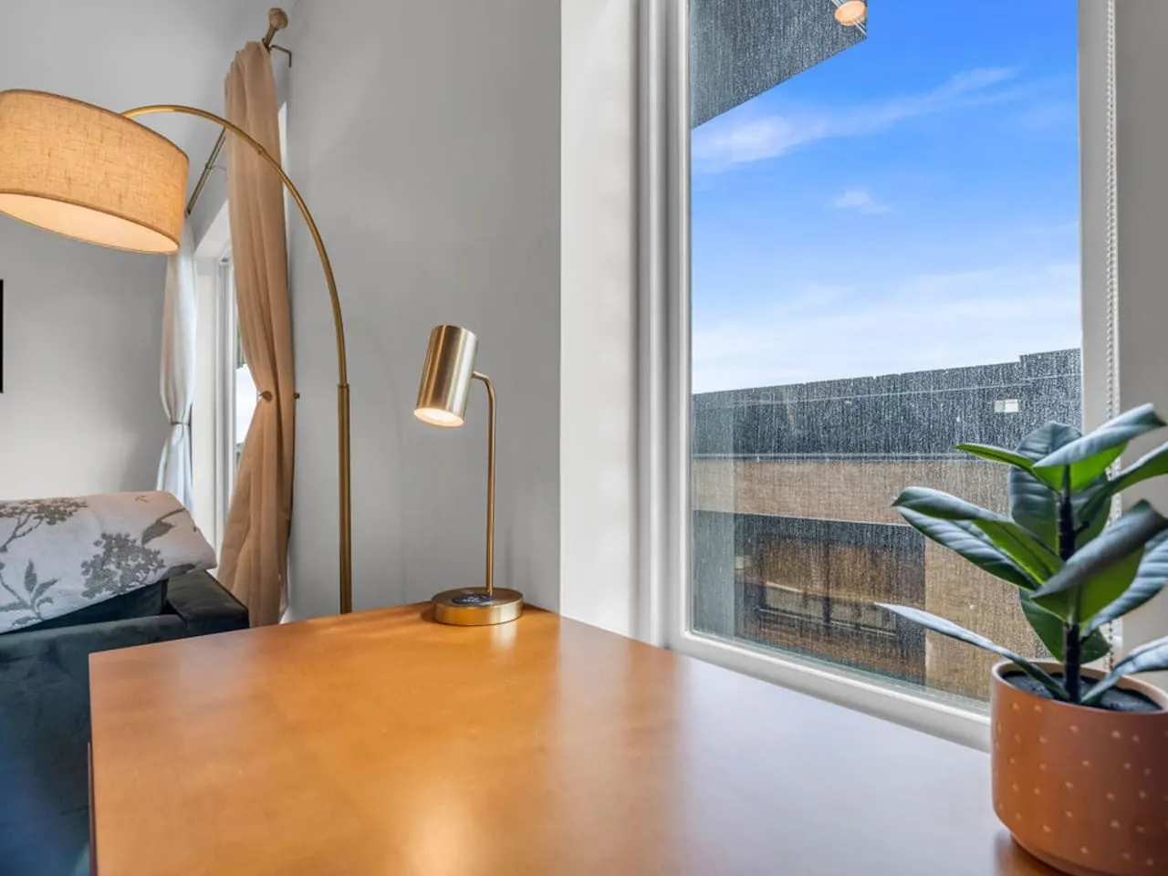 Lone Tree Lux Queen Bed Free Parking + Balcony 15