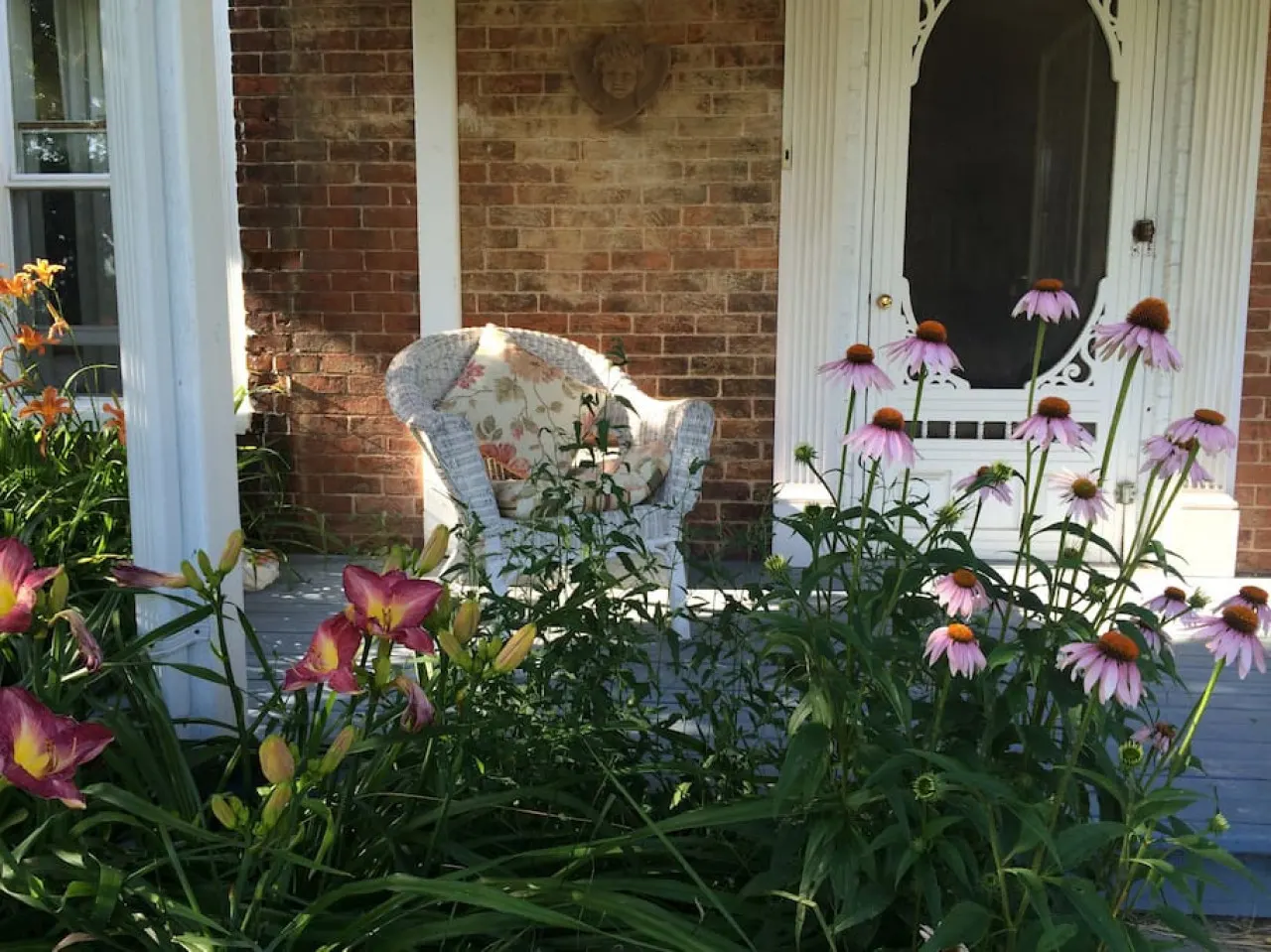 Wine Country, 4 bedrooms! Beach Pass!