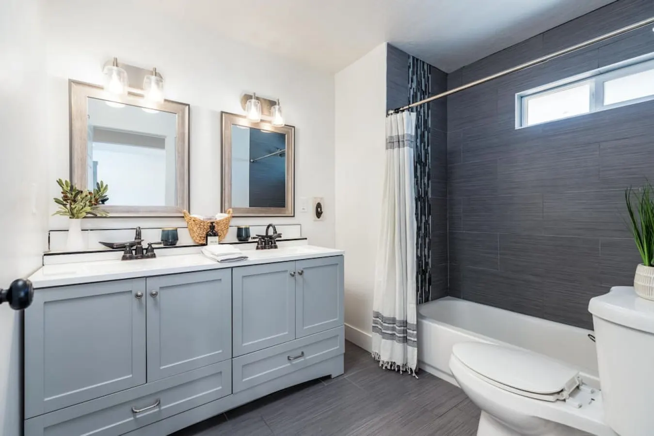 4BR Salt Lake City Vacation Rental Near Downtown Cottage on Main 18