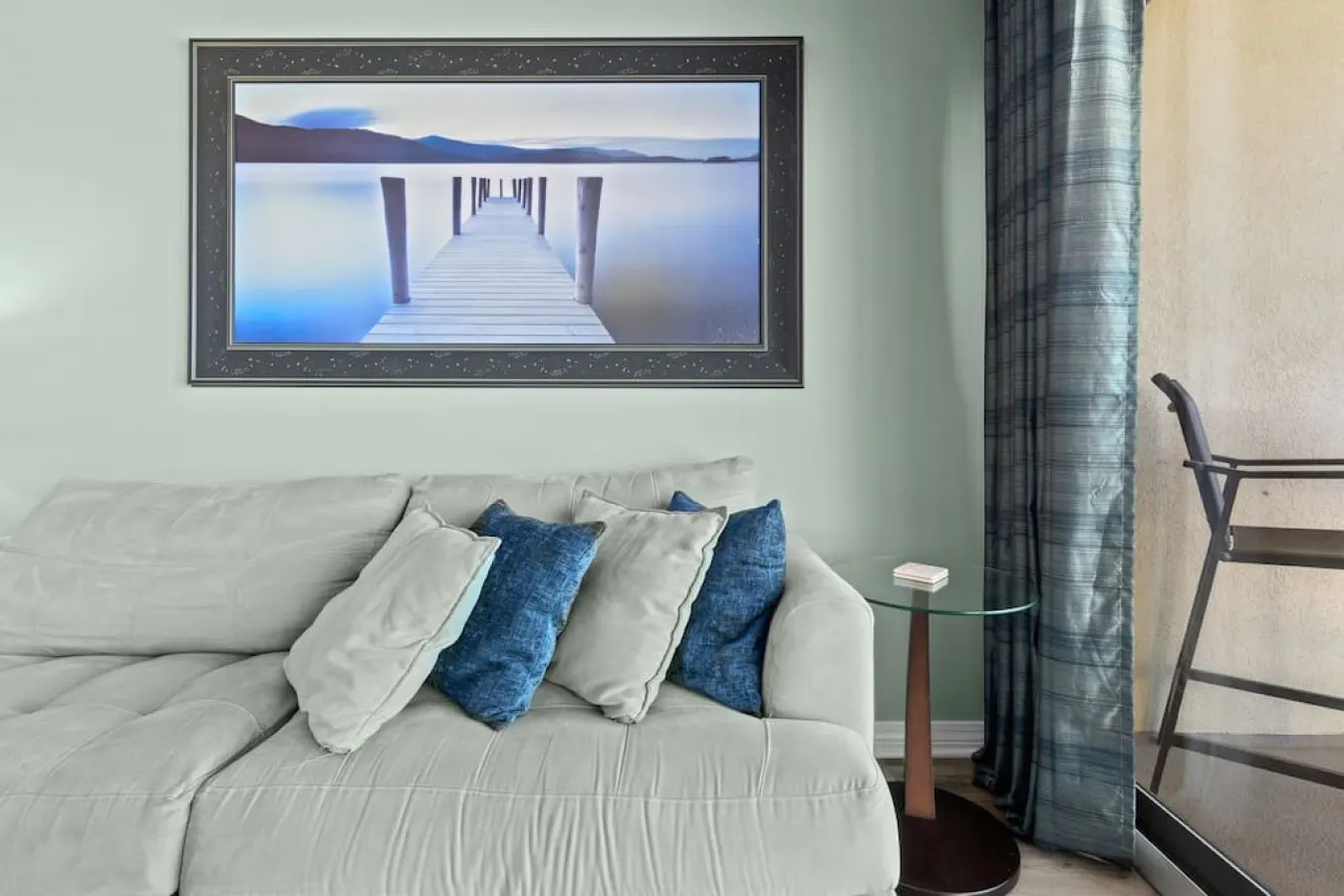 Sea-Renity WOW ~ Beachfront Bliss with Balcony Lounge & Beach Service 18