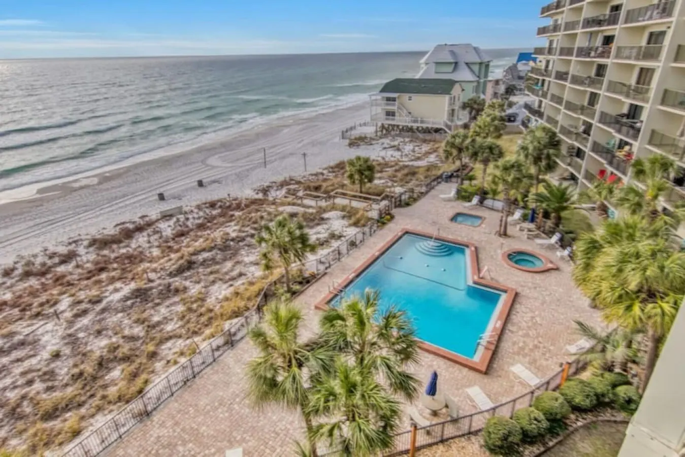 Sea-Renity WOW ~ Beachfront Bliss with Balcony Lounge & Beach Service 20