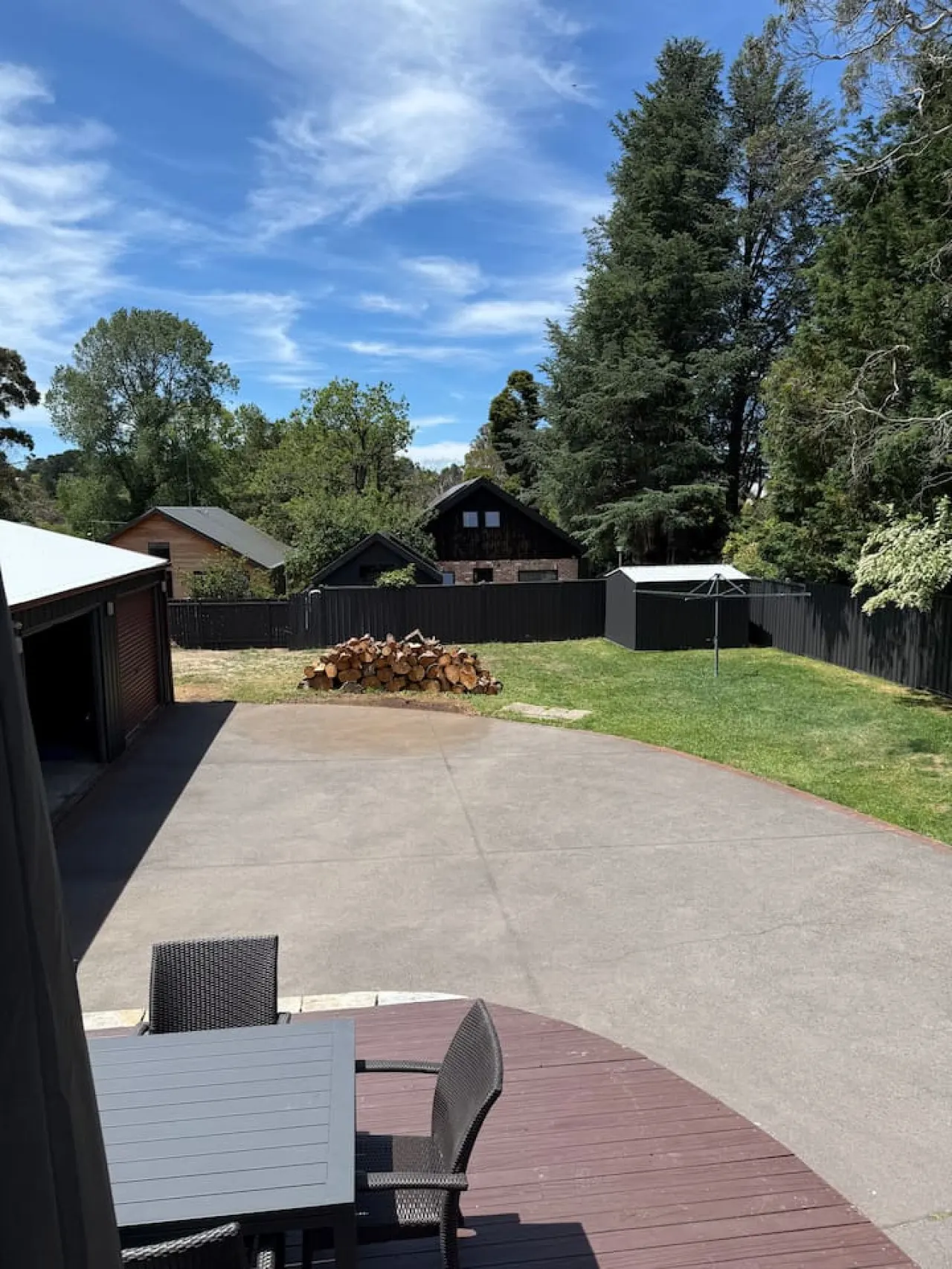 Lyrebird Lodge - 350m to blackheath village, 3 bdr, pet friendly, sunroom, EV charger 15