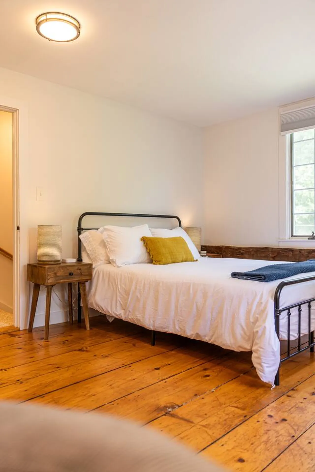 Farmhouse Beauty Minutes to Woodstock & Skiing 18