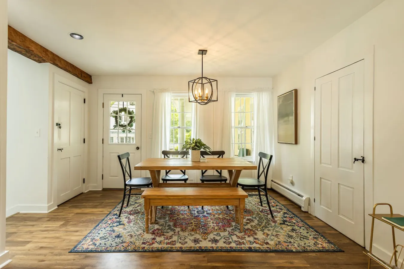 Farmhouse Beauty Minutes to Woodstock & Skiing — photo 3