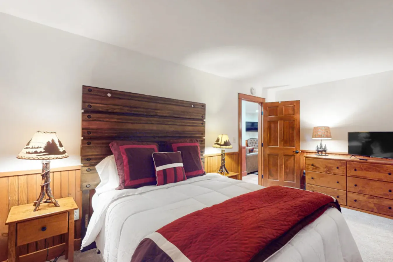 Mason's Mountain View 16